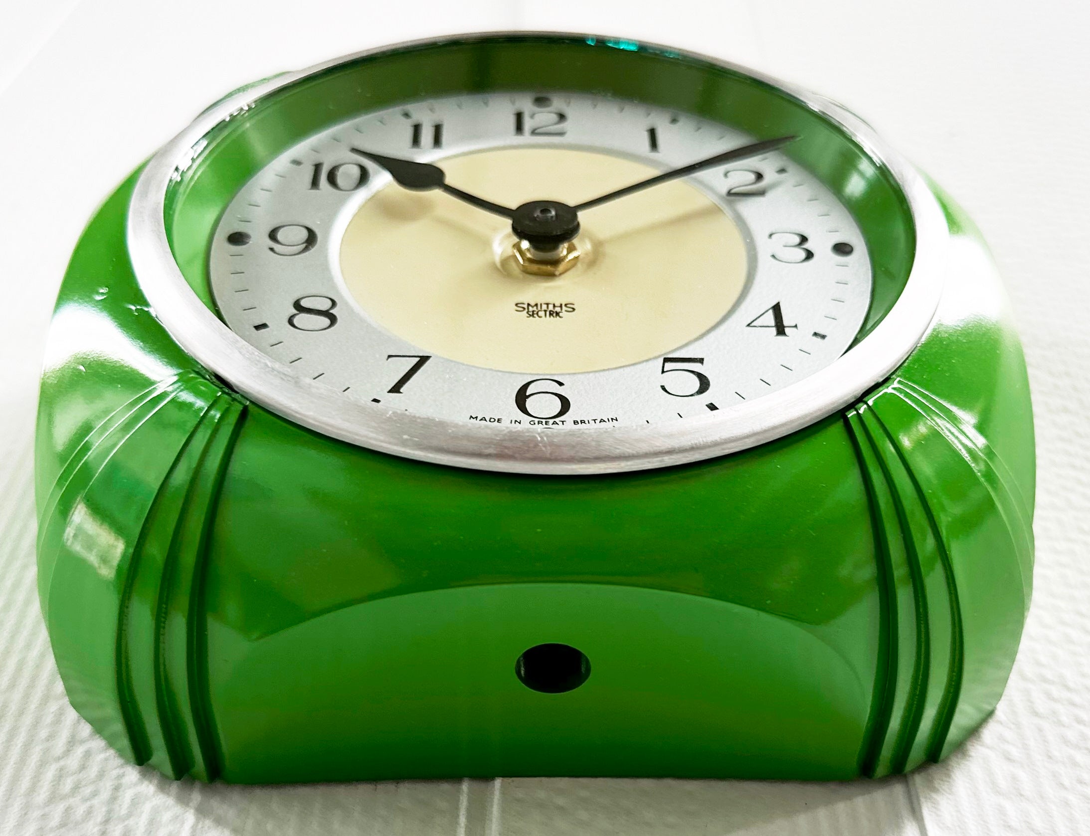 Vintage Green Bakelite Smiths Sectric Kitchen Battery Wall Clock | Adelaide Clocks