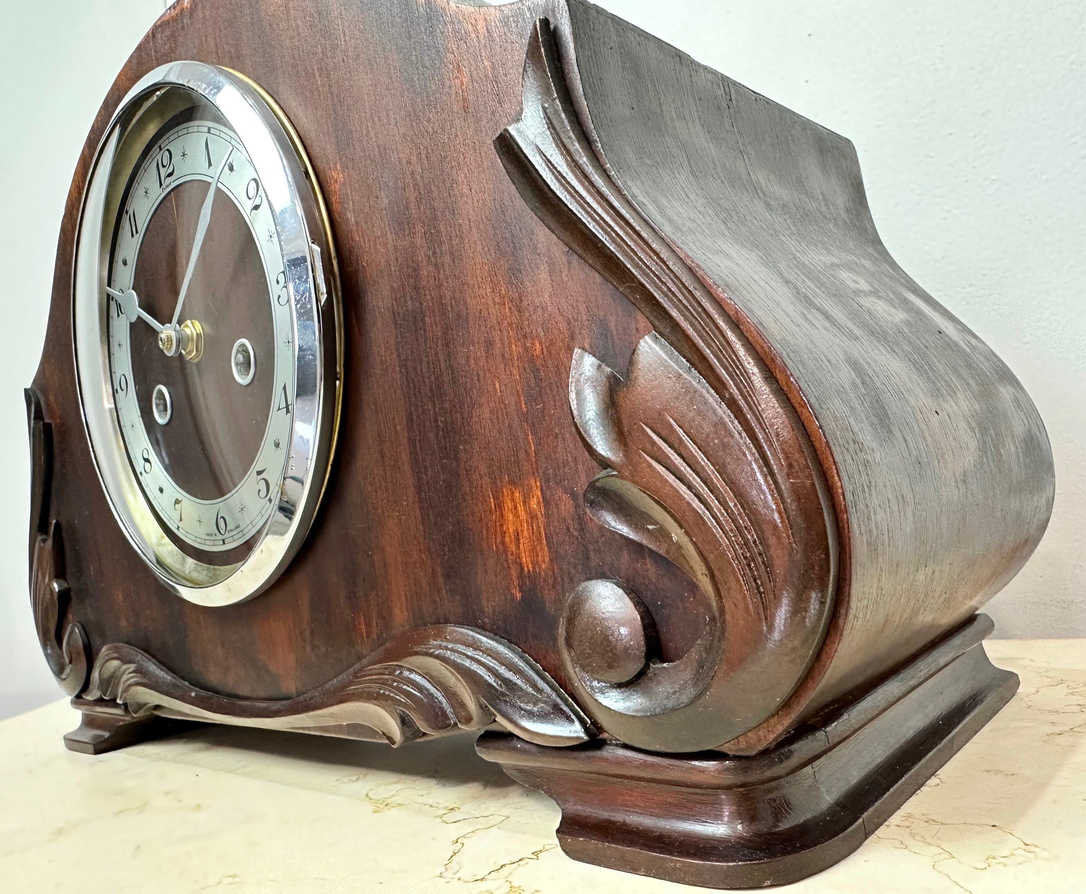 Vintage Enfield Battery Mantel Clock | Adelaide Clocks