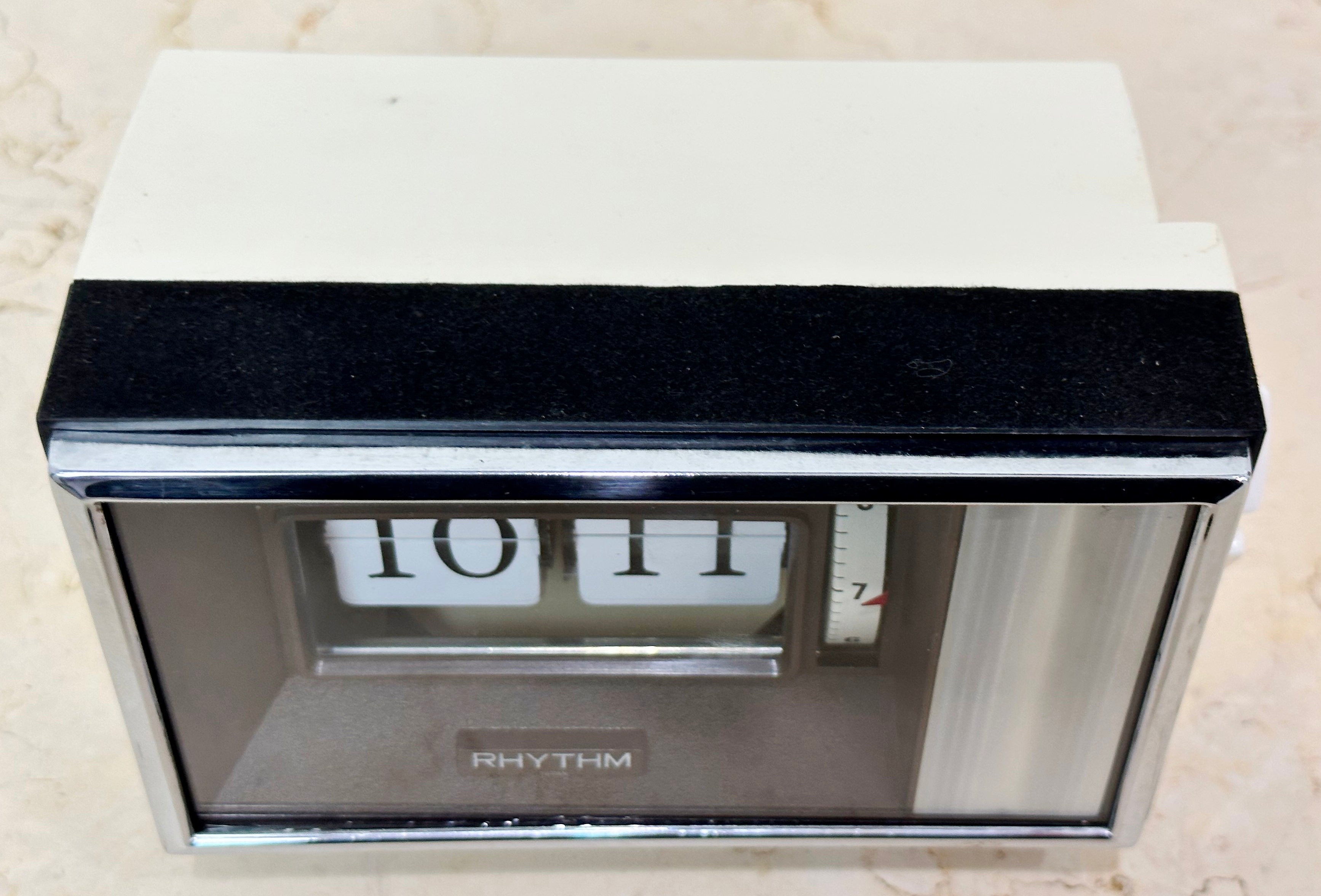Vintage Retro Perpetual Rhythm Alarm FLIP Desk Clock | eXibit collection