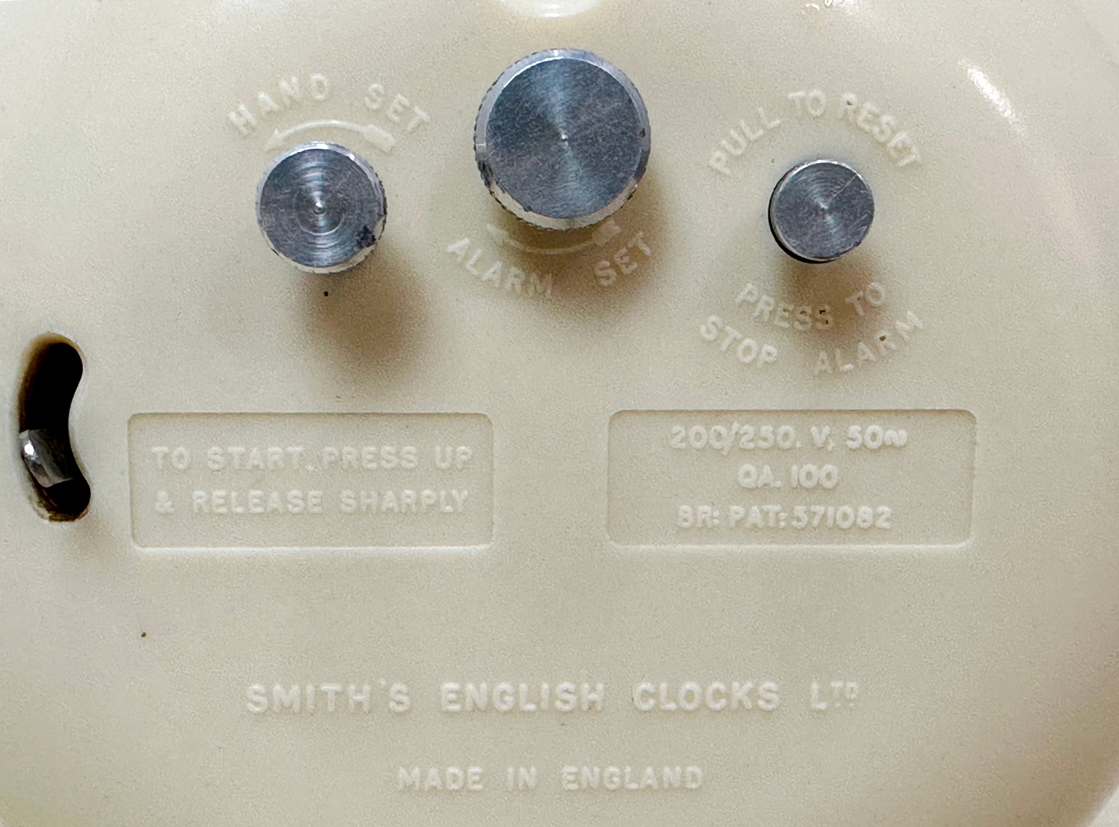 Vintage Smiths Sectric Electric Bakelite Alarm Mantel Clock | eXibit collection