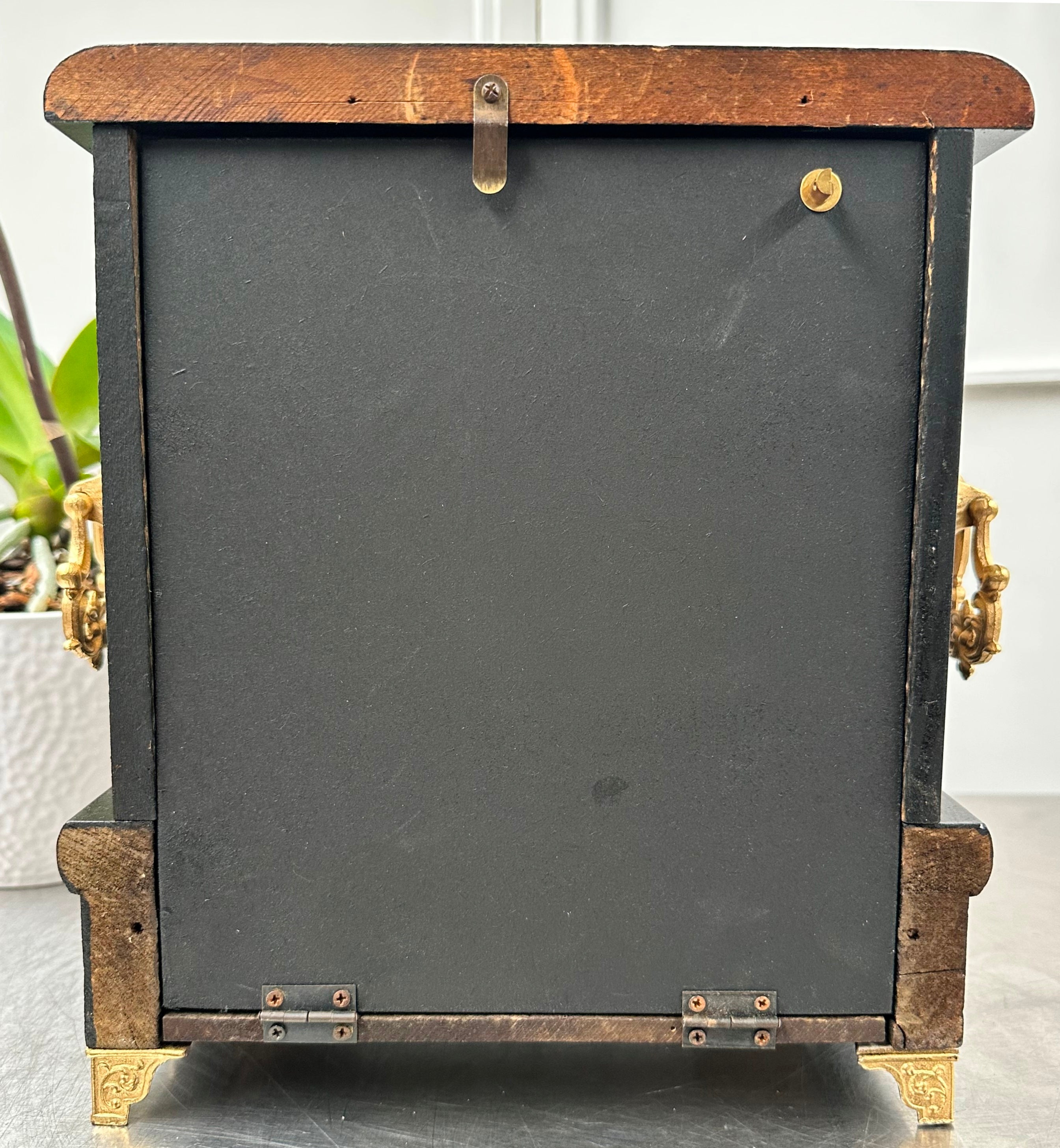 Antique Sessions Battery Mantel Clock | Adelaide Clocks