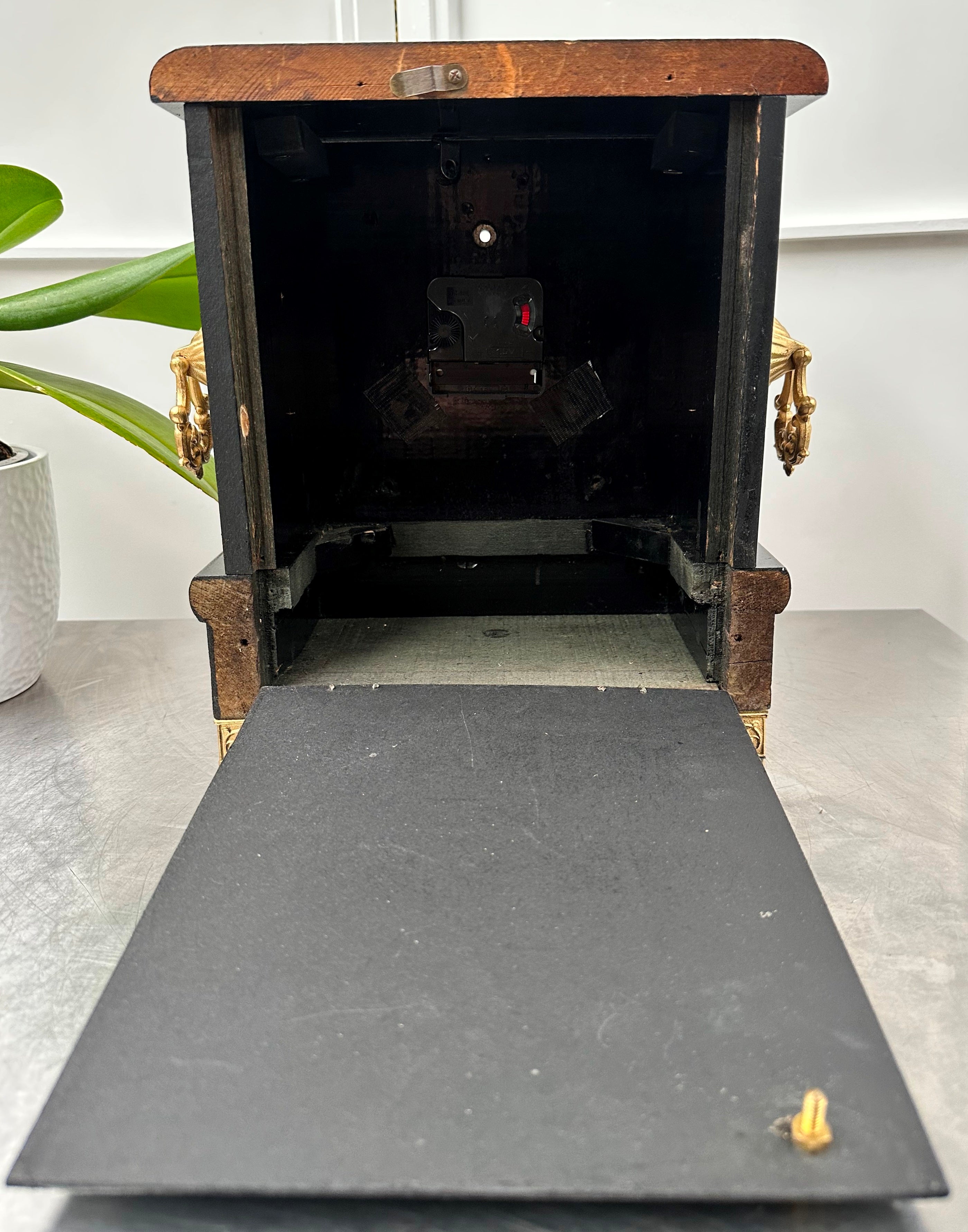 Antique Sessions Battery Mantel Clock | Adelaide Clocks