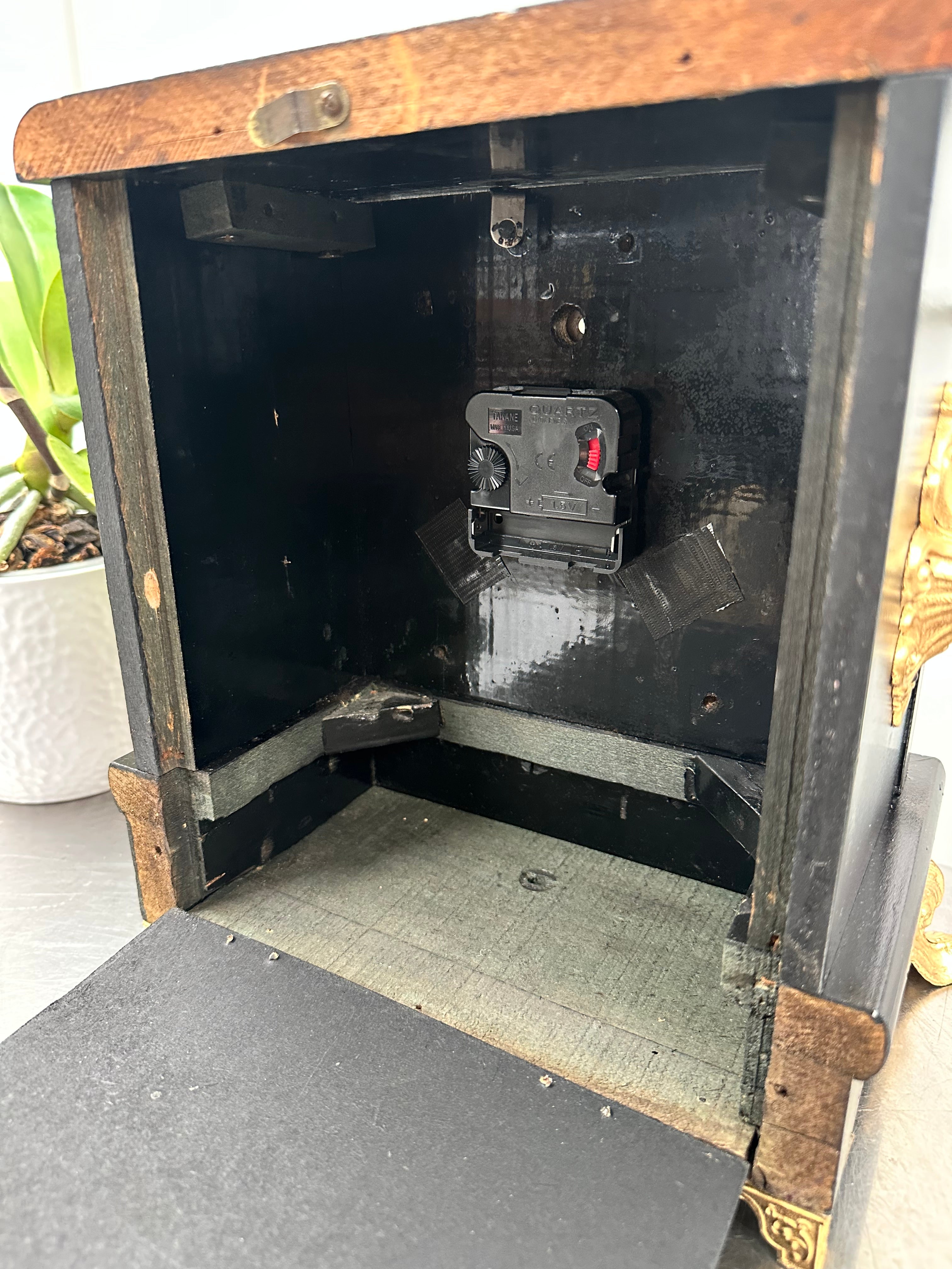 Antique Sessions Battery Mantel Clock | Adelaide Clocks