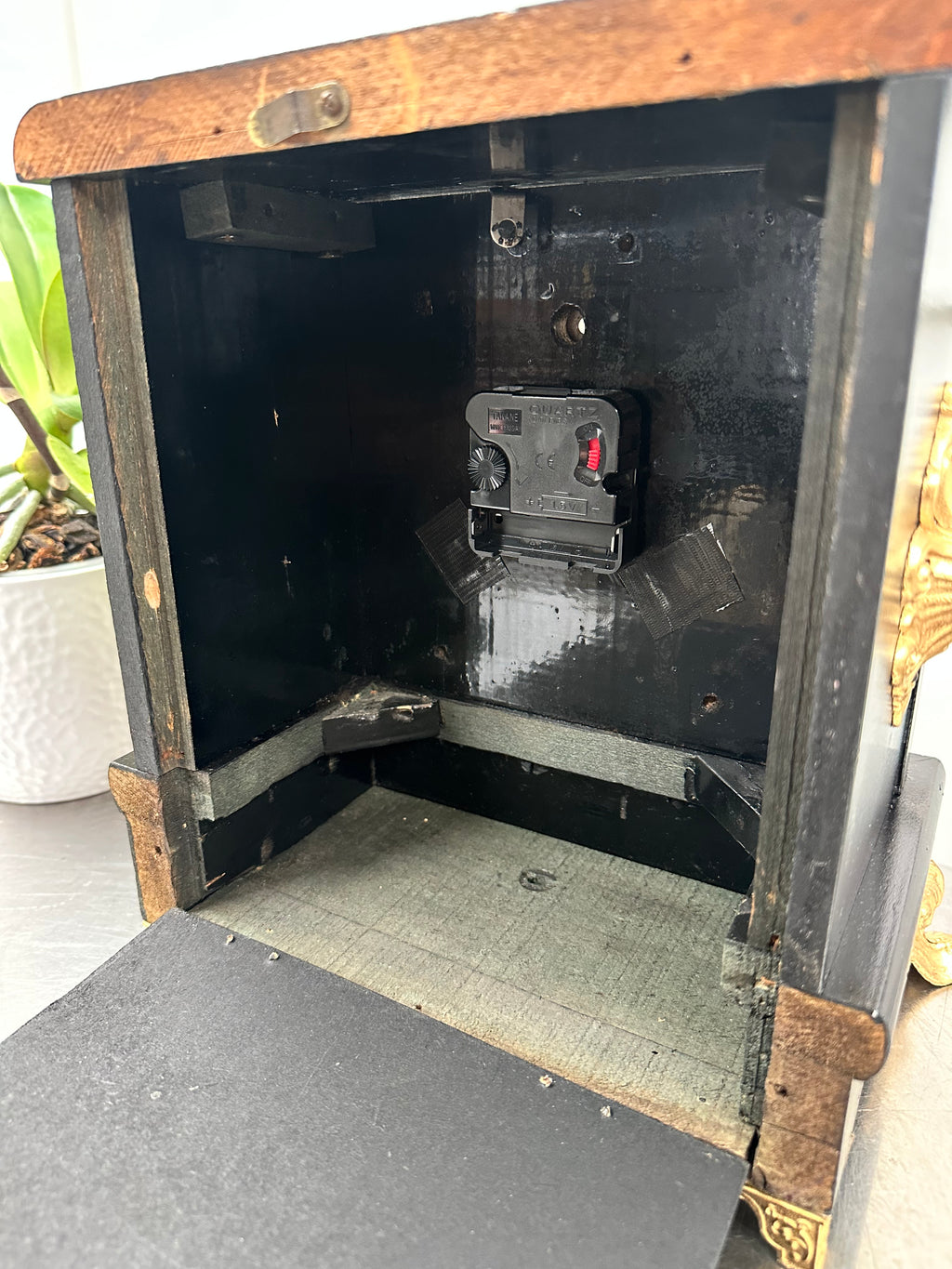 Antique Sessions Battery Mantel Clock | Adelaide Clocks