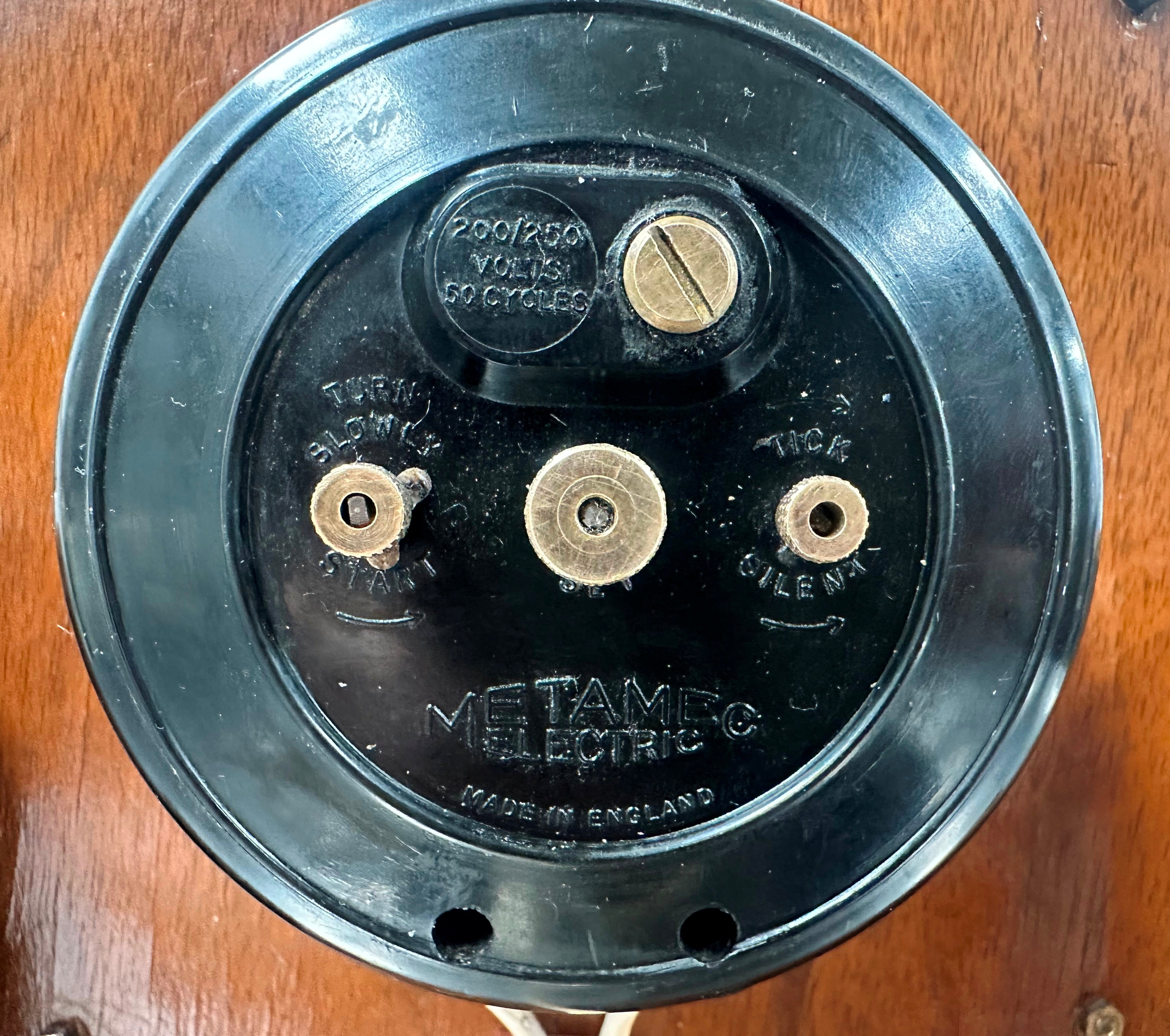 Vintage Art Deco METAMEC Electric Mantel Clock | Adelaide Clocks