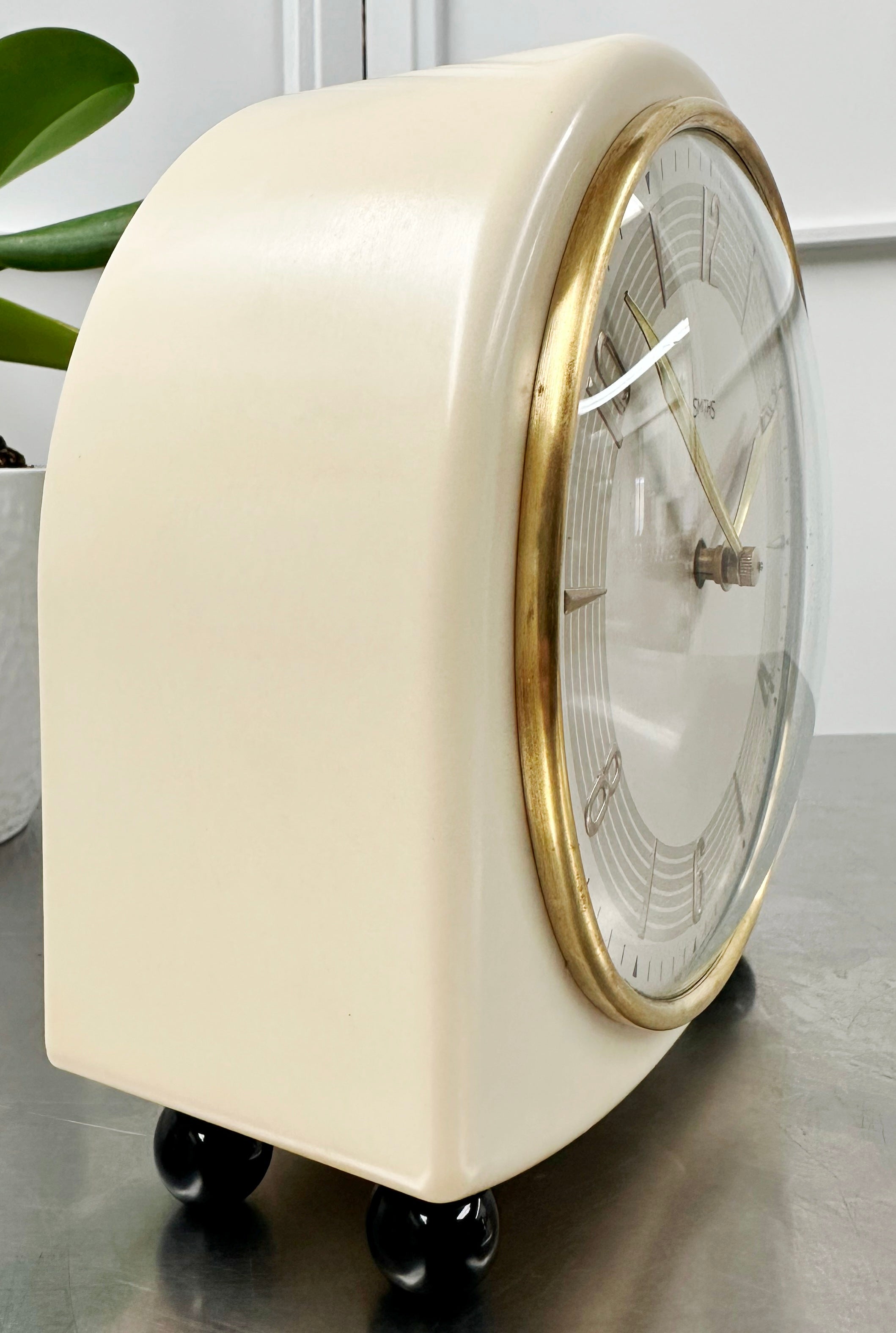 Vintage Great Britain Smiths Bakelite Hammer Strike Mantel Clock | Adelaide Clocks