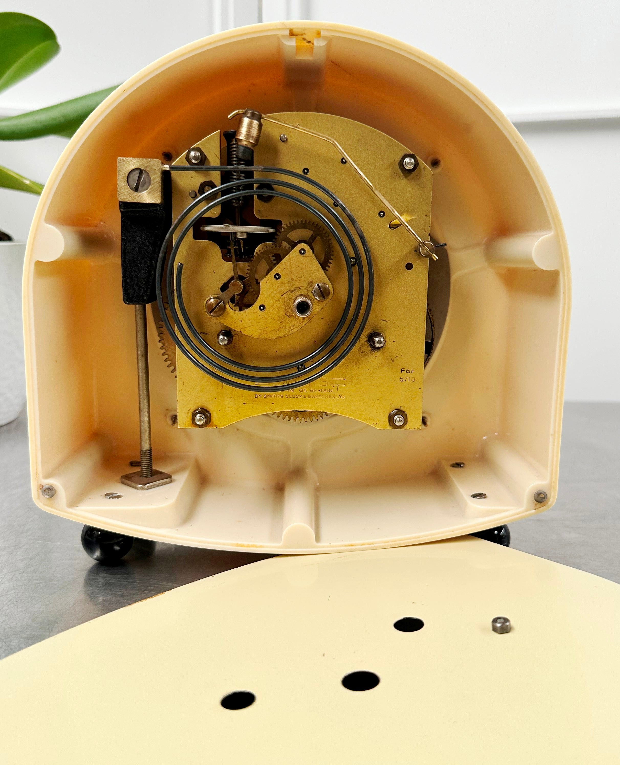 Vintage Great Britain Smiths Bakelite Hammer Strike Mantel Clock | Adelaide Clocks