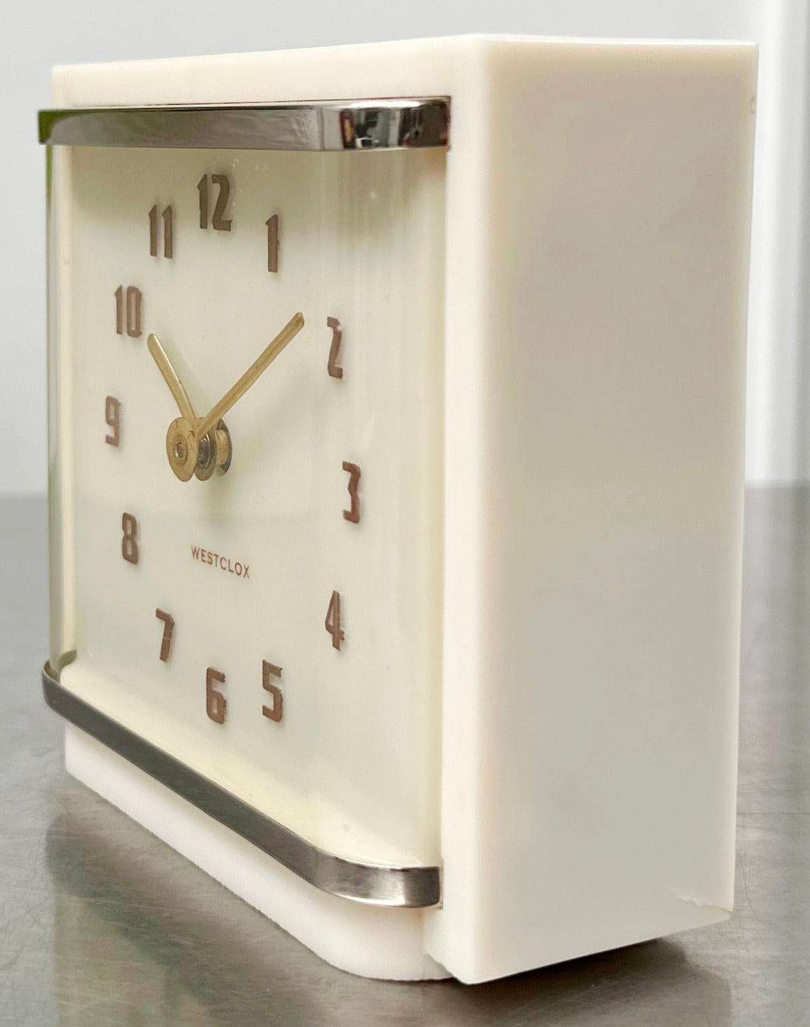  Vintage Westclox Shelby Bakelite Case Alarm Clock | Adelaide Clocks