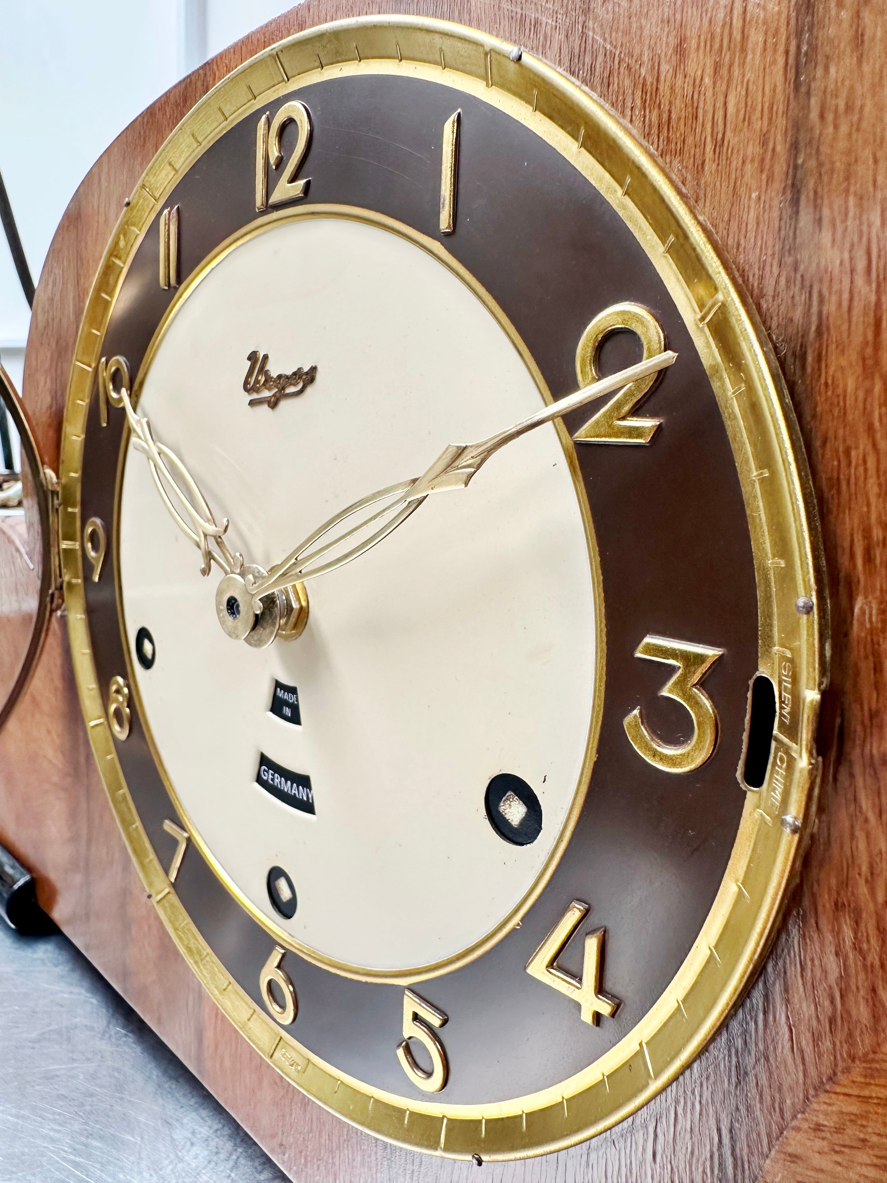 Vintage Art Deco URGOS Quartz Retro Mantel Clock | Adelaide Clocks