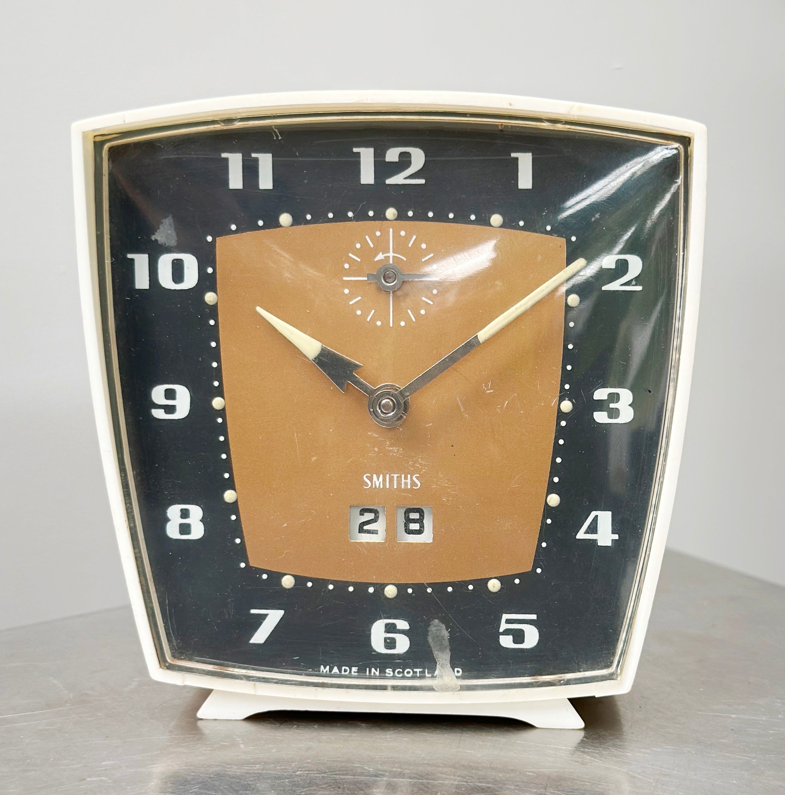 Vintage Smiths Bakelite Calendar & Alarm Desk Clock | Adelaide Clocks