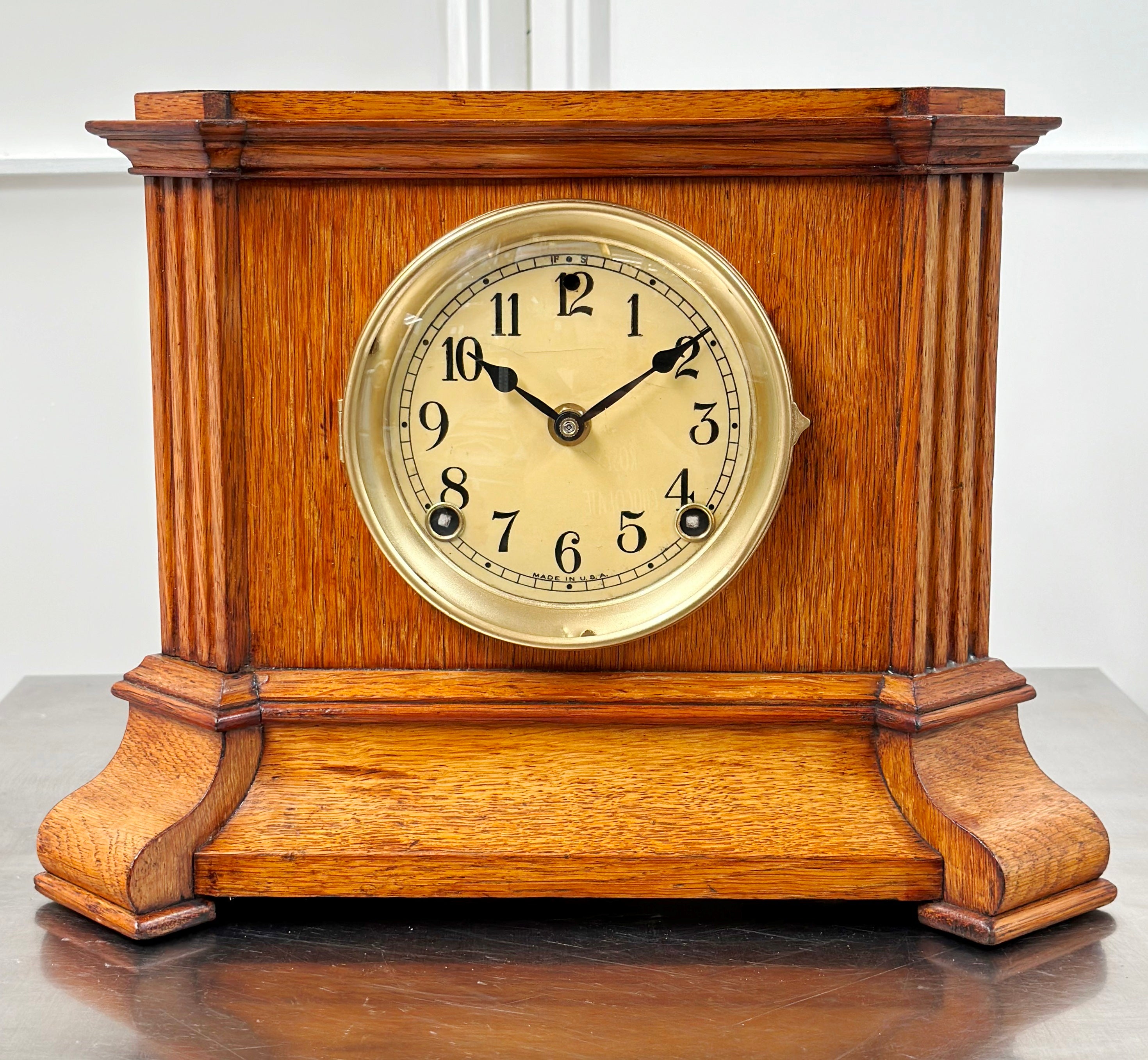 Antique Oak Wood Grain Battery Mantel Clock | Adelaide Clocks