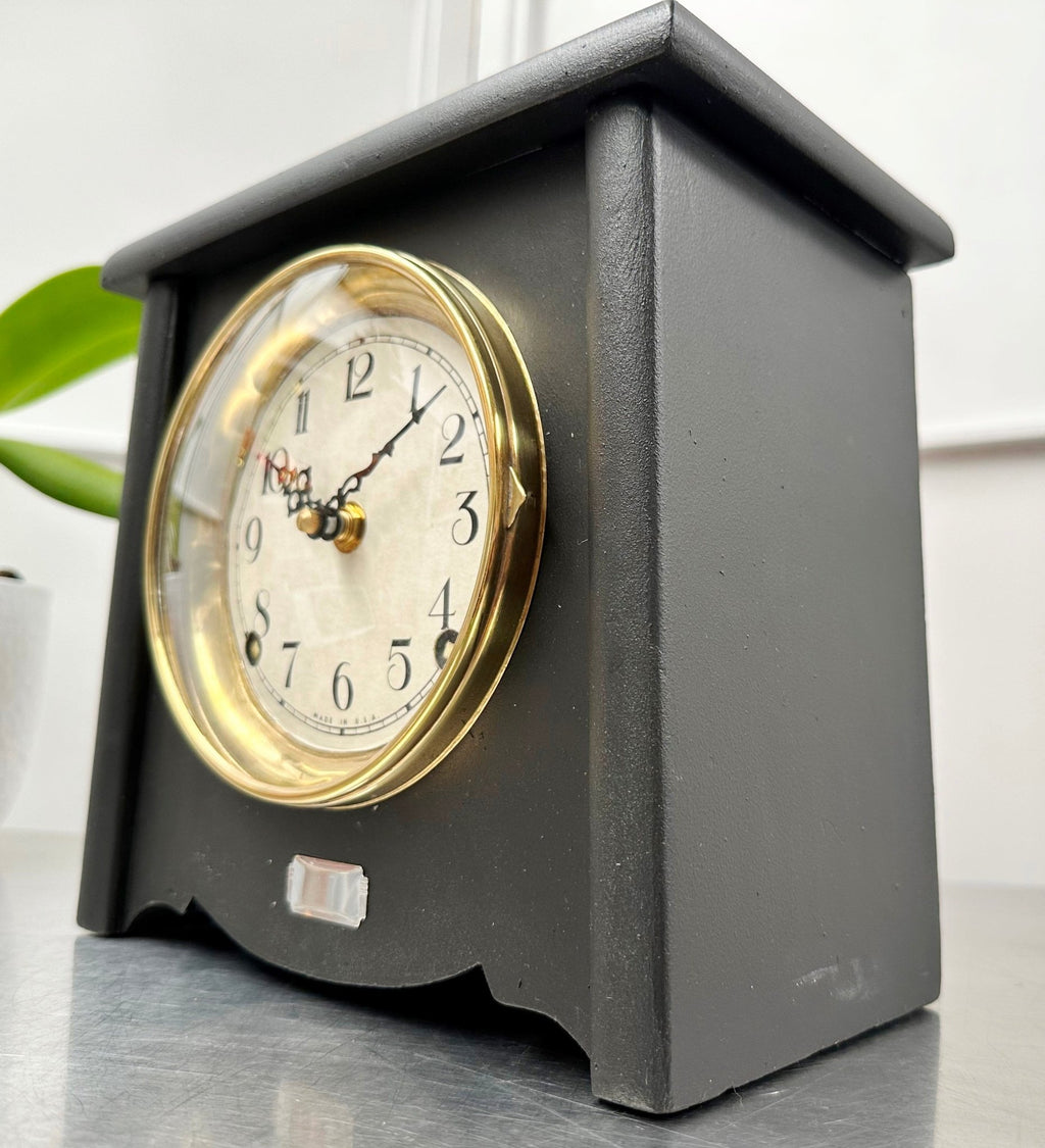 Antique American Wooden Mantel Quartz Clock | Adelaide Clocks