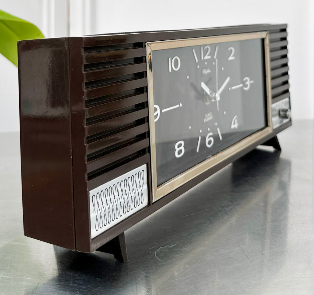 Vintage Retro Rhythm Alarm Quartz Mantel Clock | Adelaide Clocks
