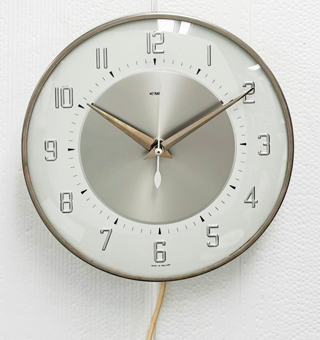 Vintage METAMEC Electric Kitchen Wall Clock | Adelaide Clocks