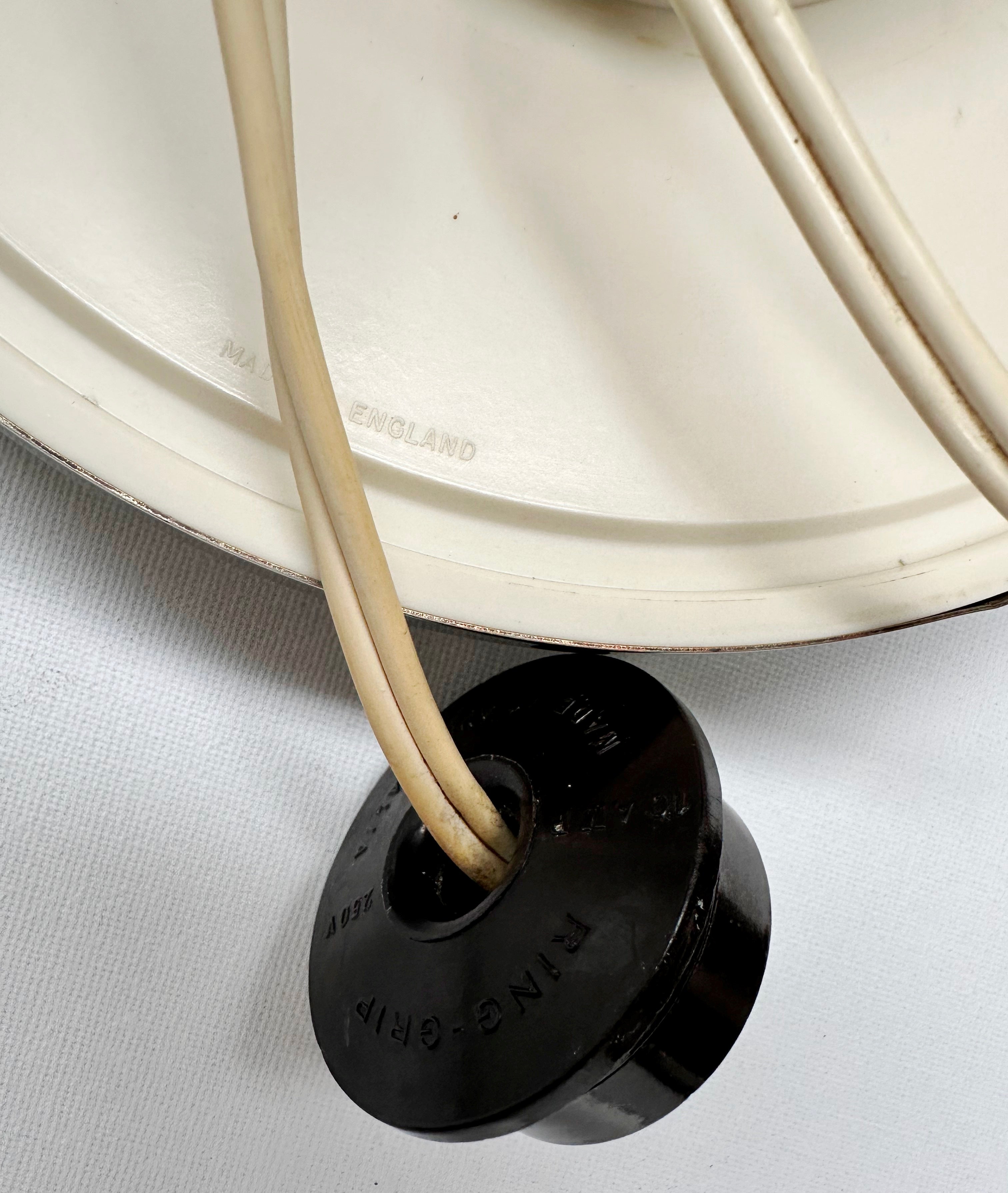 Vintage METAMEC Electric Kitchen Wall Clock | Adelaide Clocks