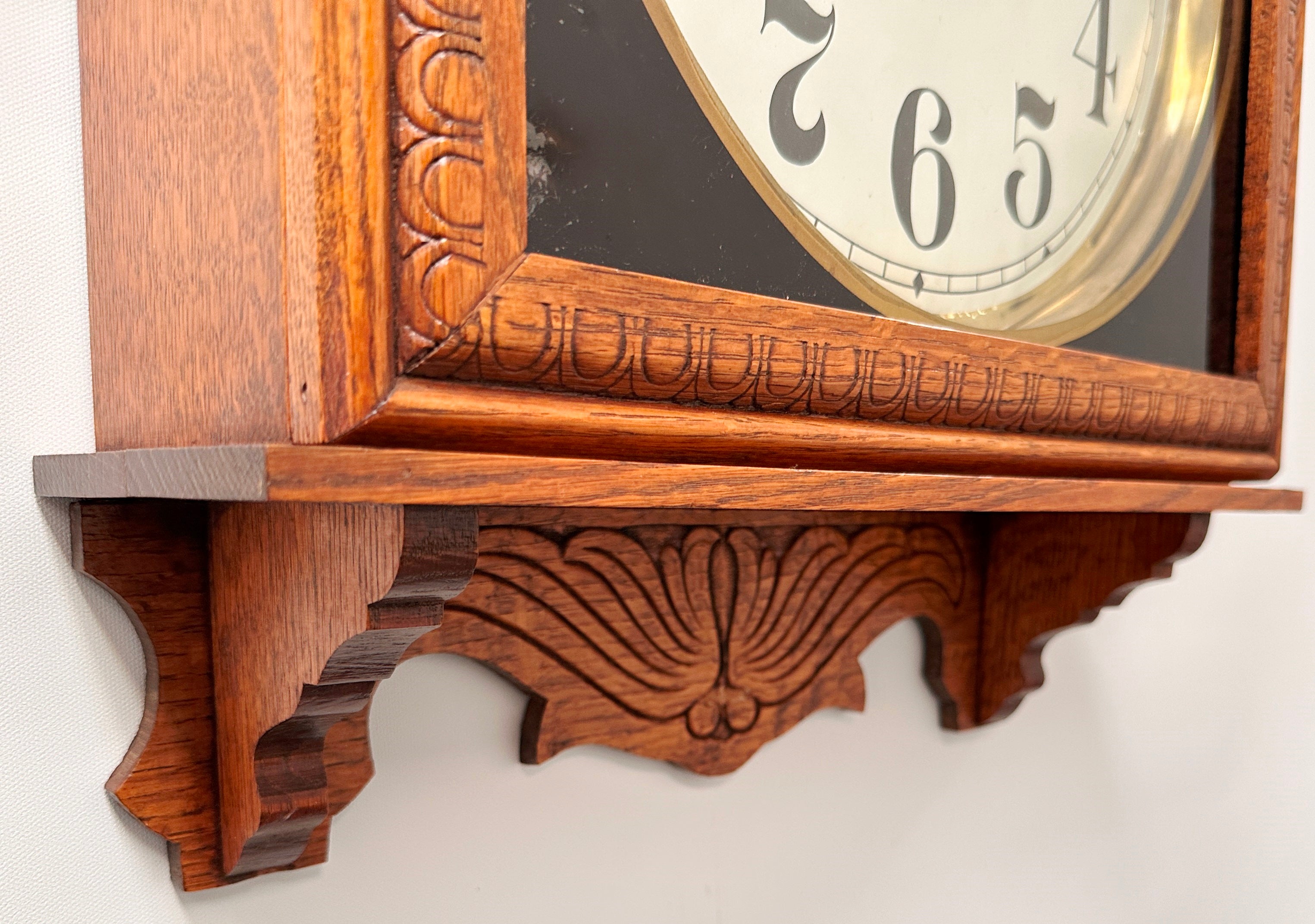 Antique Oak Wood GILBERT Wall Clock with Silent Tick-Tock Movement | Adelaide Clocks