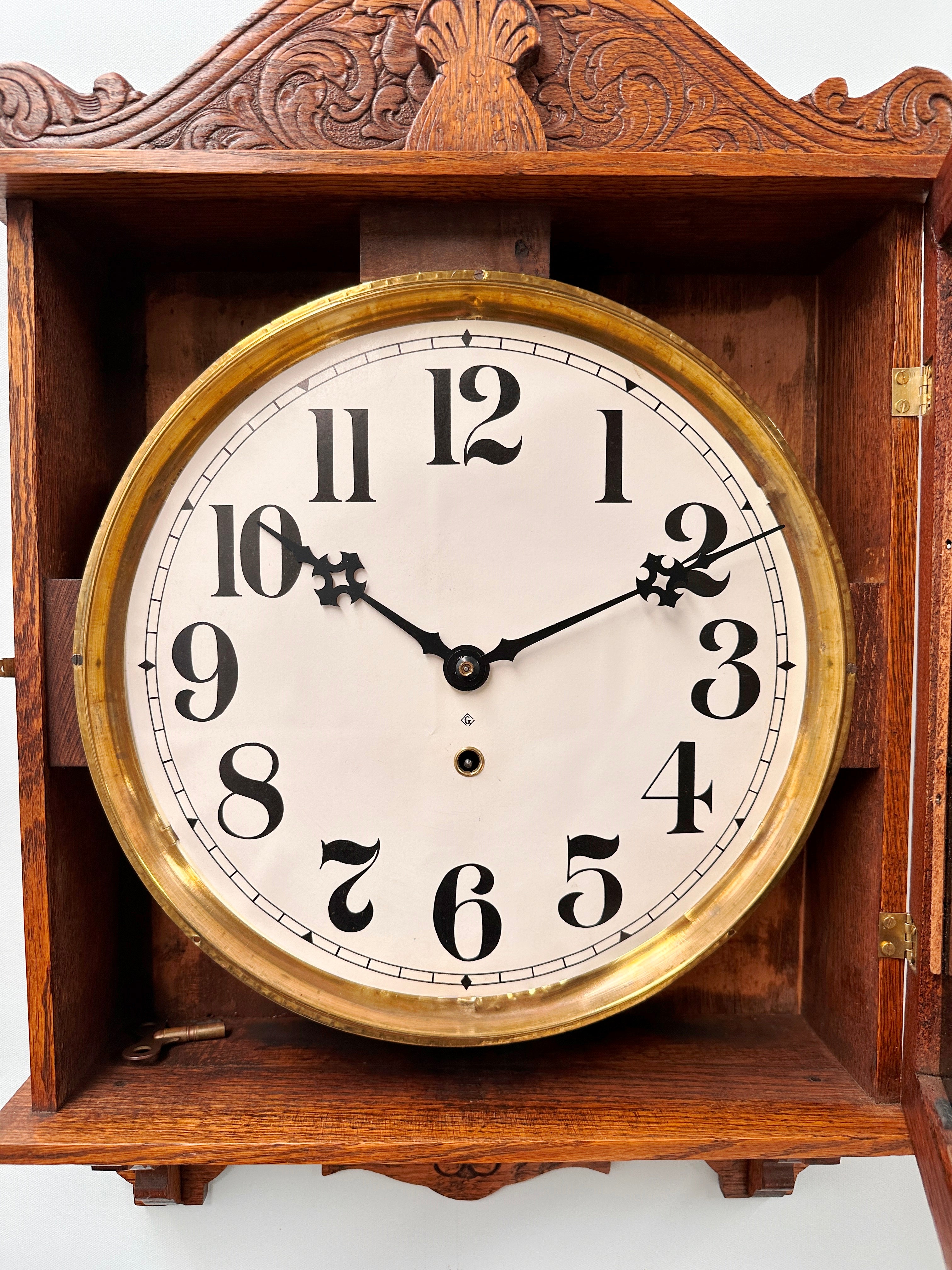 Antique Oak Wood GILBERT Wall Clock with Silent Tick-Tock Movement | Adelaide Clocks