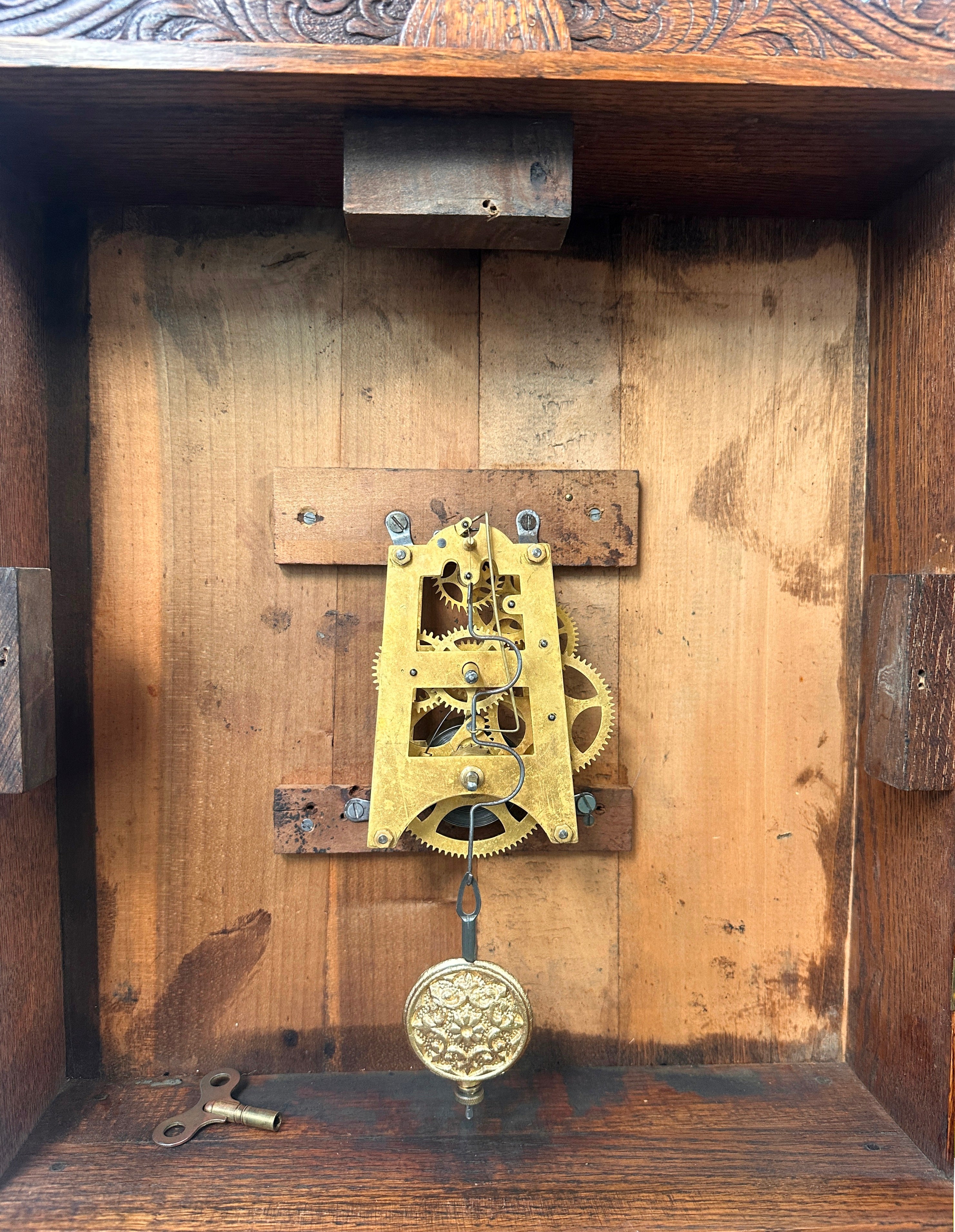 Antique Oak Wood GILBERT Wall Clock with Silent Tick-Tock Movement | Adelaide Clocks