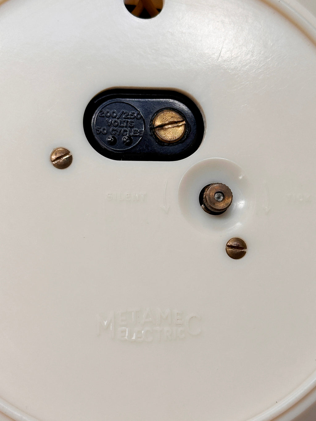 Vintage METAMEC Electric Wall Kitchen School Clock | Adelaide Clocks