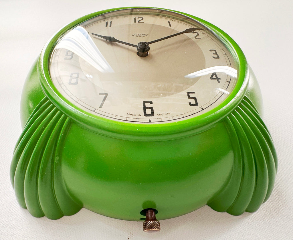 Electric Metamec GREEN Clamshell Bakelite Kitchen Wall Clock | Adelaide Clocks