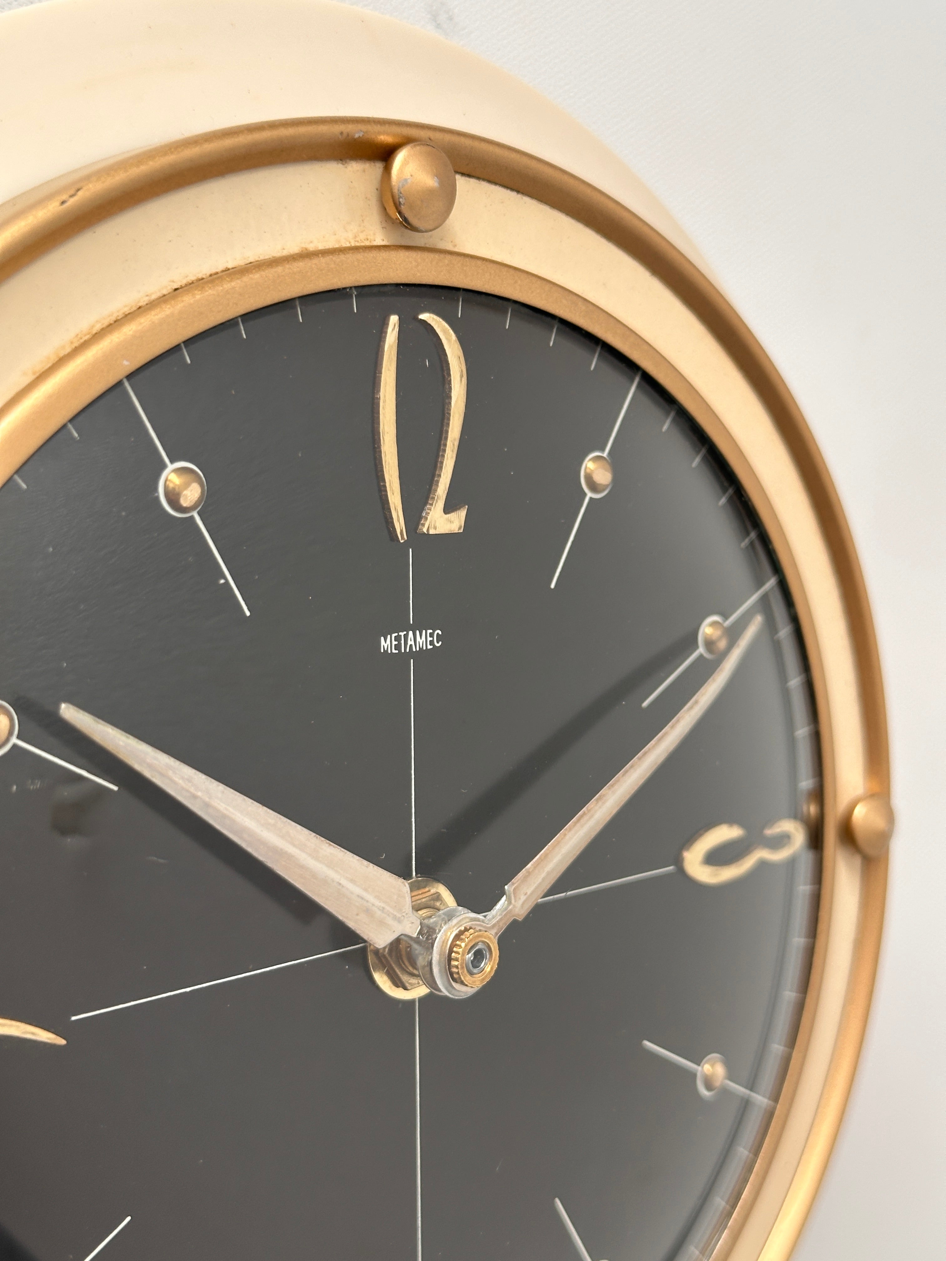 Vintage Metamec England Quartz Wall Clock | Adelaide Clocks