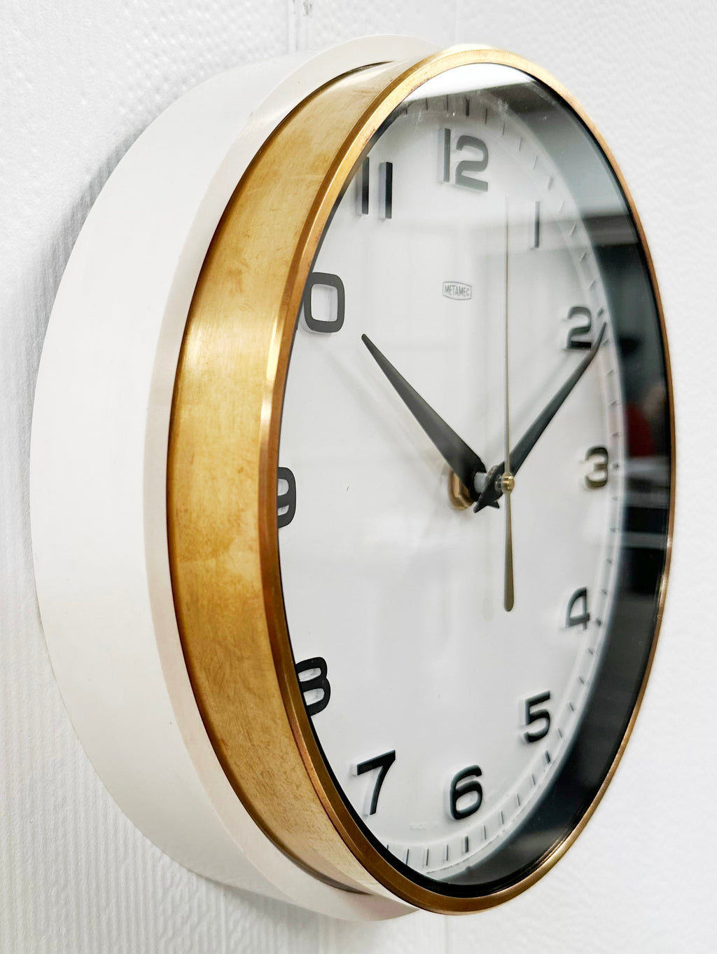 Vintage Metamec Battery Wall Clock | Adelaide Clocks