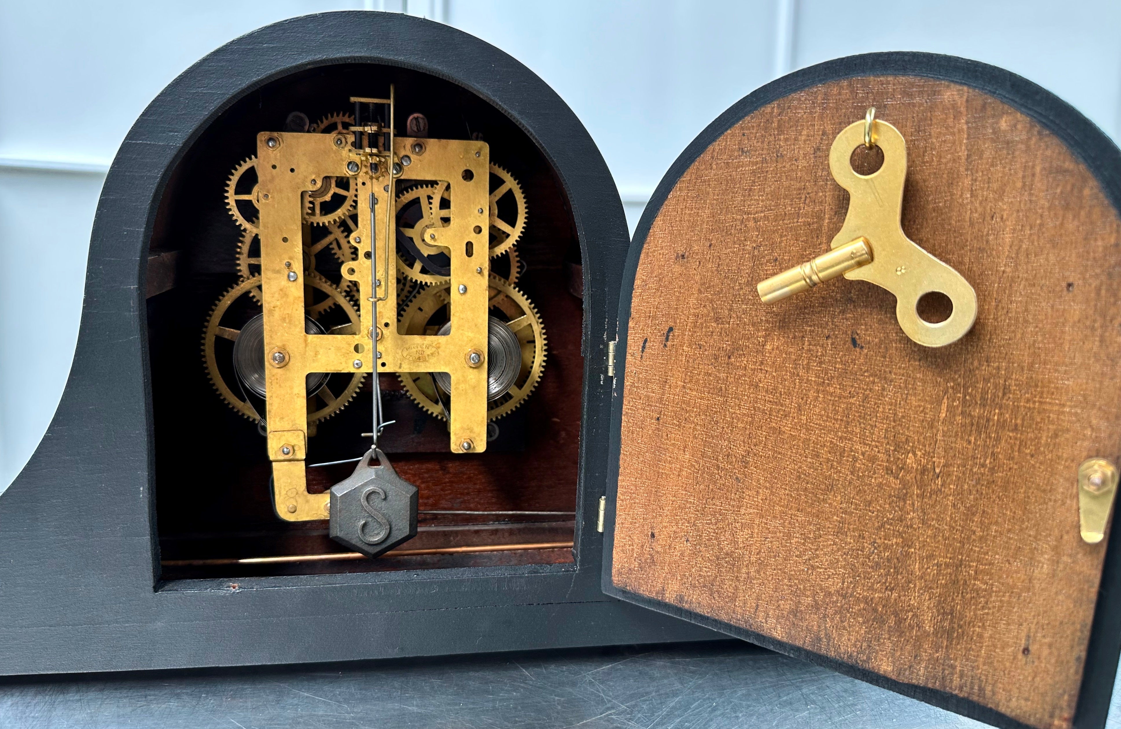 Vintage Sessions Hammer on Coil Strike Mantel Clock | Adelaide Clocks