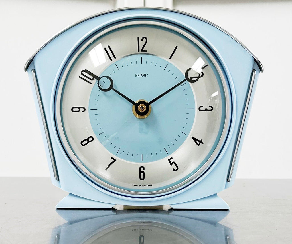 Vintage Art Deco Metamec Battery Mantel Clock | Adelaide Clocks