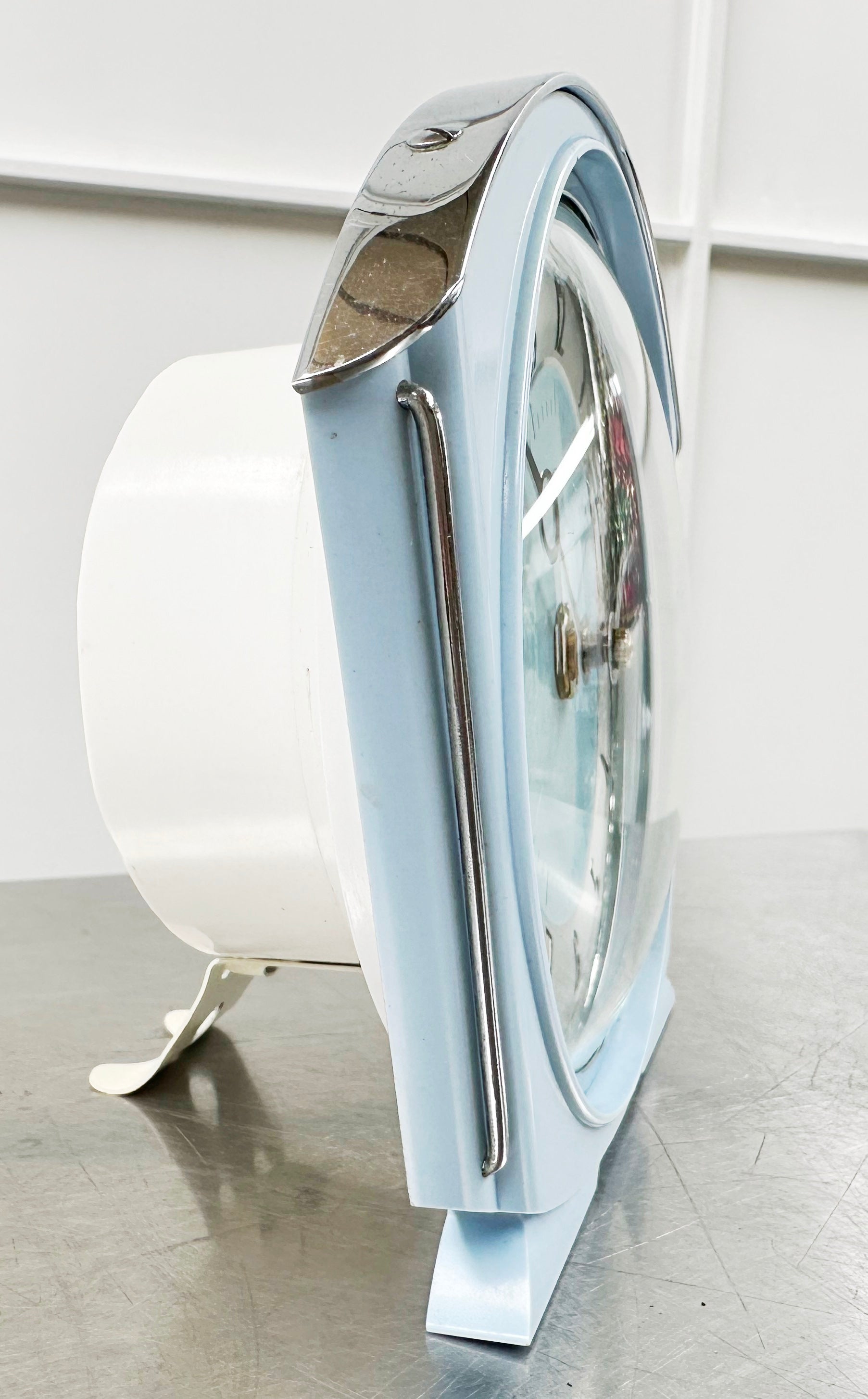 Vintage Art Deco Metamec Battery Mantel Clock | Adelaide Clocks