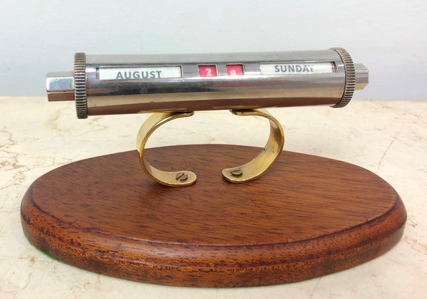 Vintage Perpetual Scrolling Desk Calendar | eXibit collection