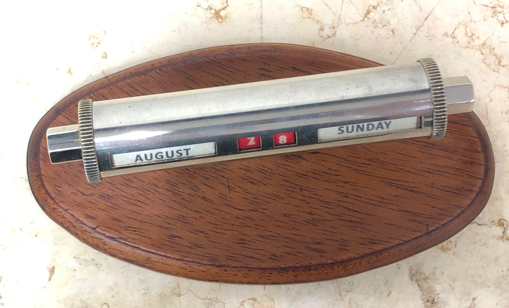 Vintage Perpetual Scrolling Desk Calendar | eXibit collection