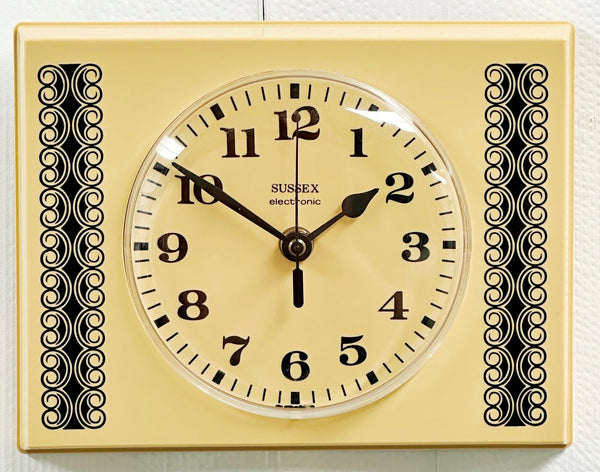 Vintage Art Deco Sussex Kitchen Wall Clock | Adelaide Clocks