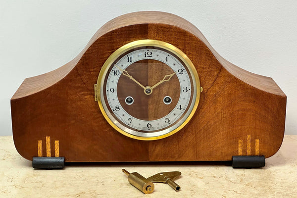 Vintage PERIVALE Hammer on Coil Chime Mantel Clock | eXibit collection