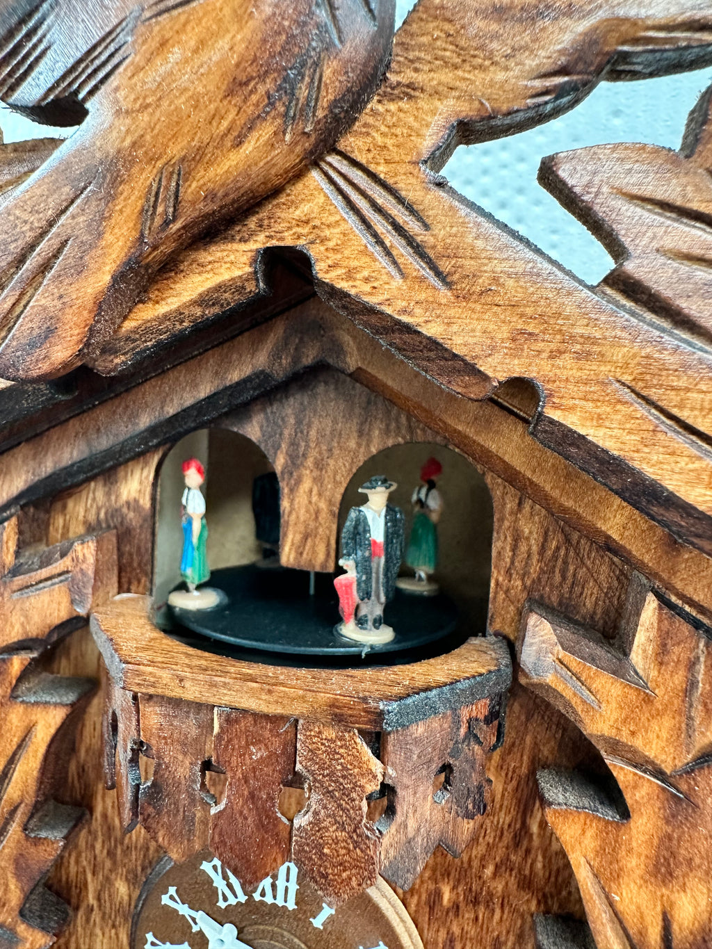 Vintage Kuckulino Dancers Battery Cuckoo Clock | Adelaide Clocks