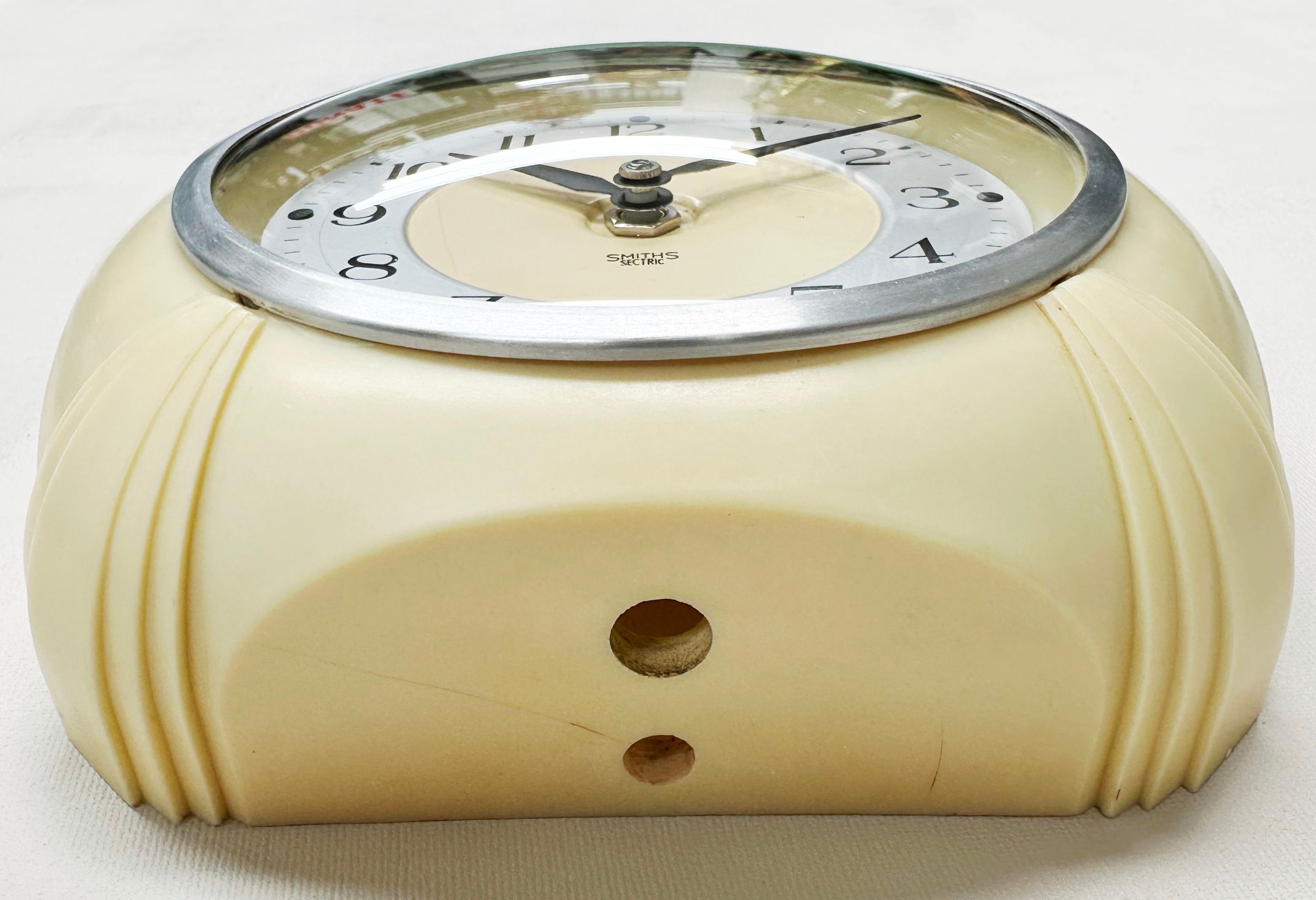 Vintage Smiths Sectric Bakelite Kitchen Battery Wall Clock | Adelaide Clocks