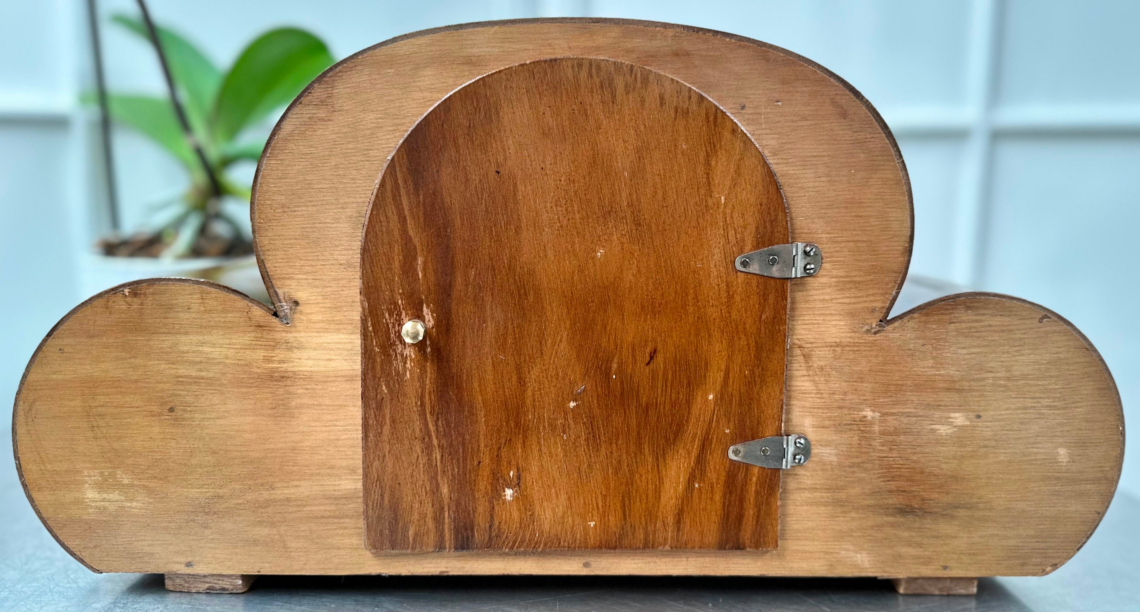 Vintage Art Deco URGOS Quartz Retro Mantel Clock | Adelaide Clocks