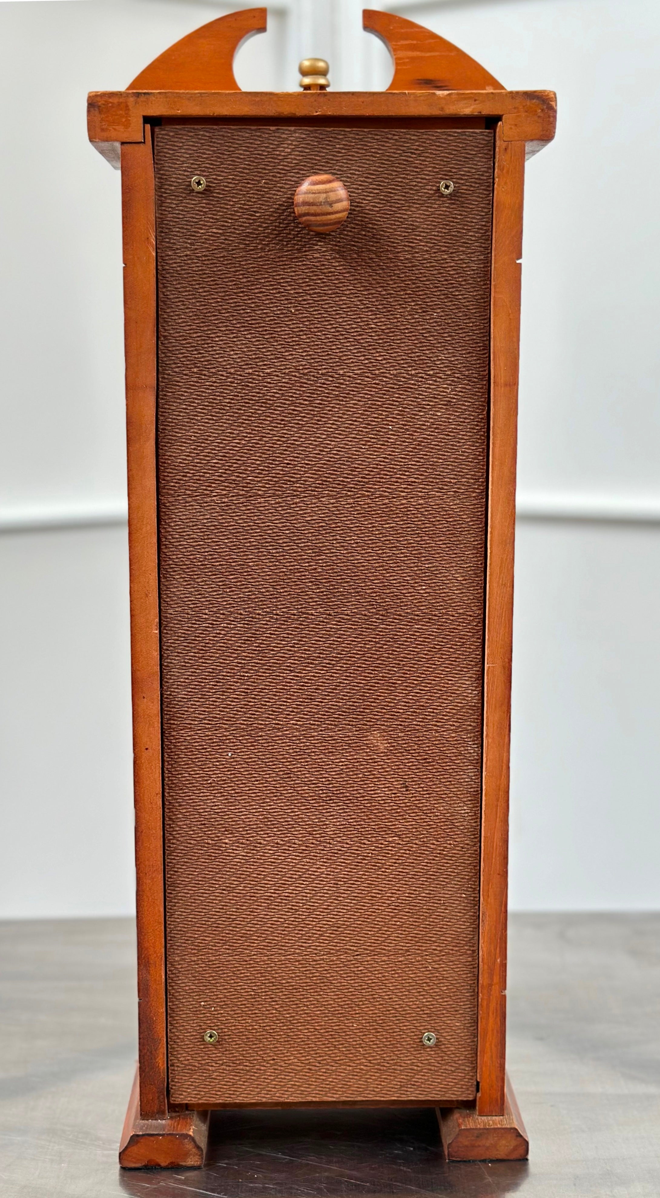 Antique Brooklyn Wood Grain Battery U.S.A. Mantel Clock | Adelaide Clocks