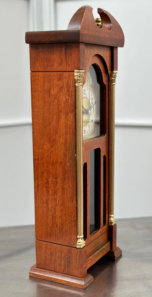 Antique Brooklyn Wood Grain Battery U.S.A. Mantel Clock | Adelaide Clocks