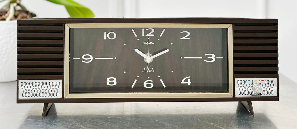 Vintage Retro Rhythm Alarm Quartz Mantel Clock | Adelaide Clocks