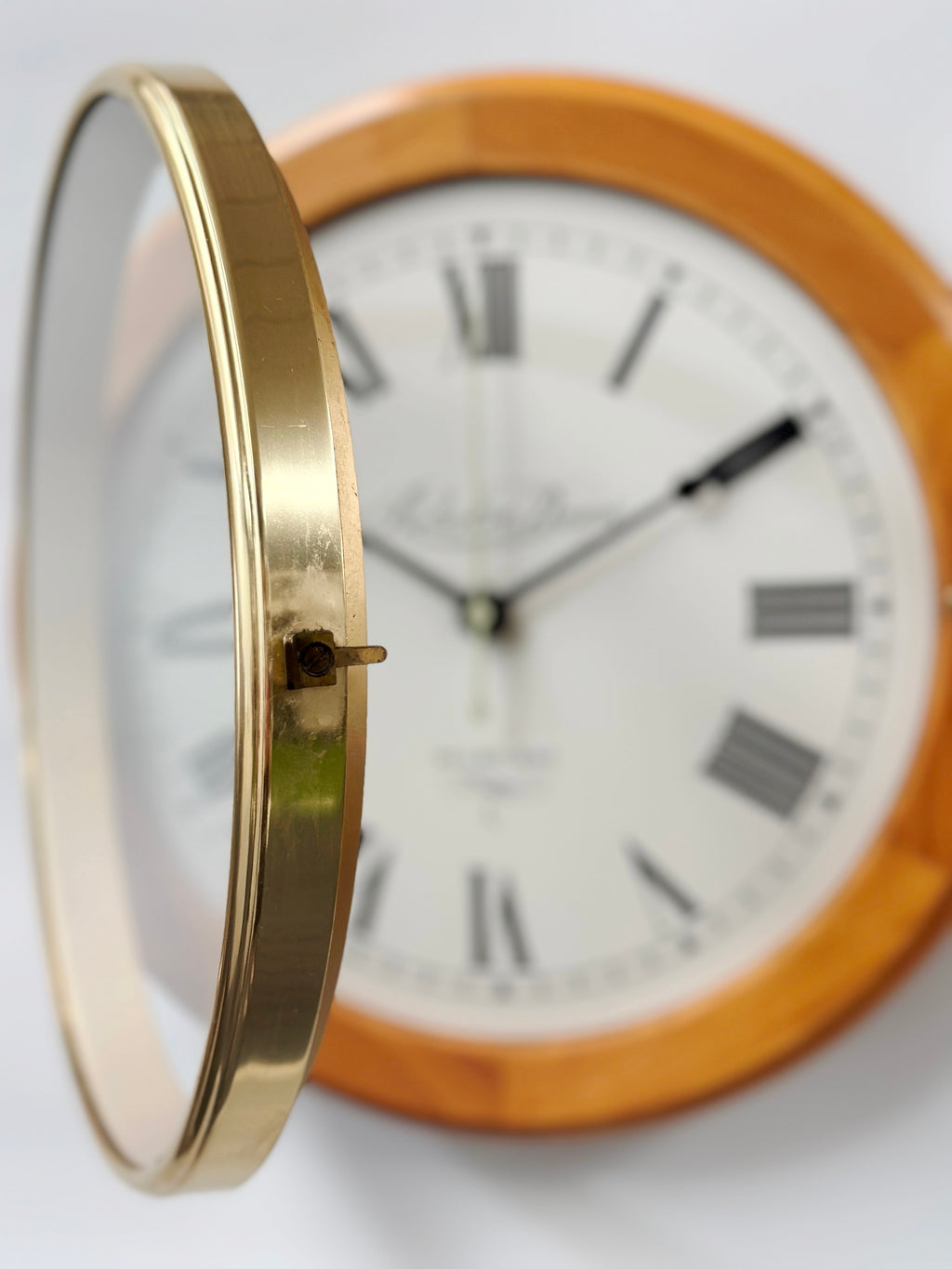 Vintage Melbourne Australia Station Battery Wall Clock  | Adelaide Clocks
