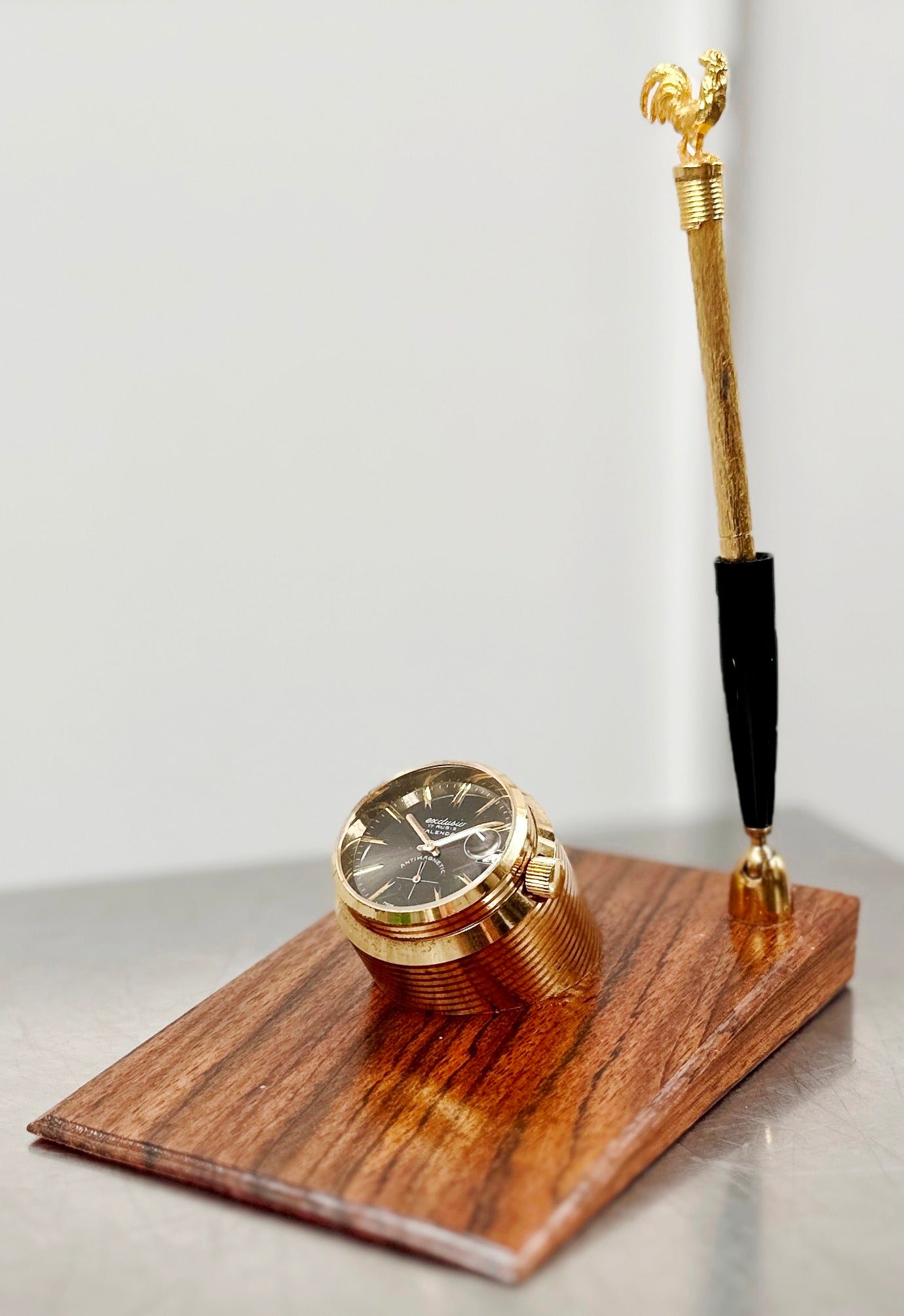 Vintage exclusiv Desk Calendar Clock Watch with Rooster Pen Holder | Adelaide Clocks
