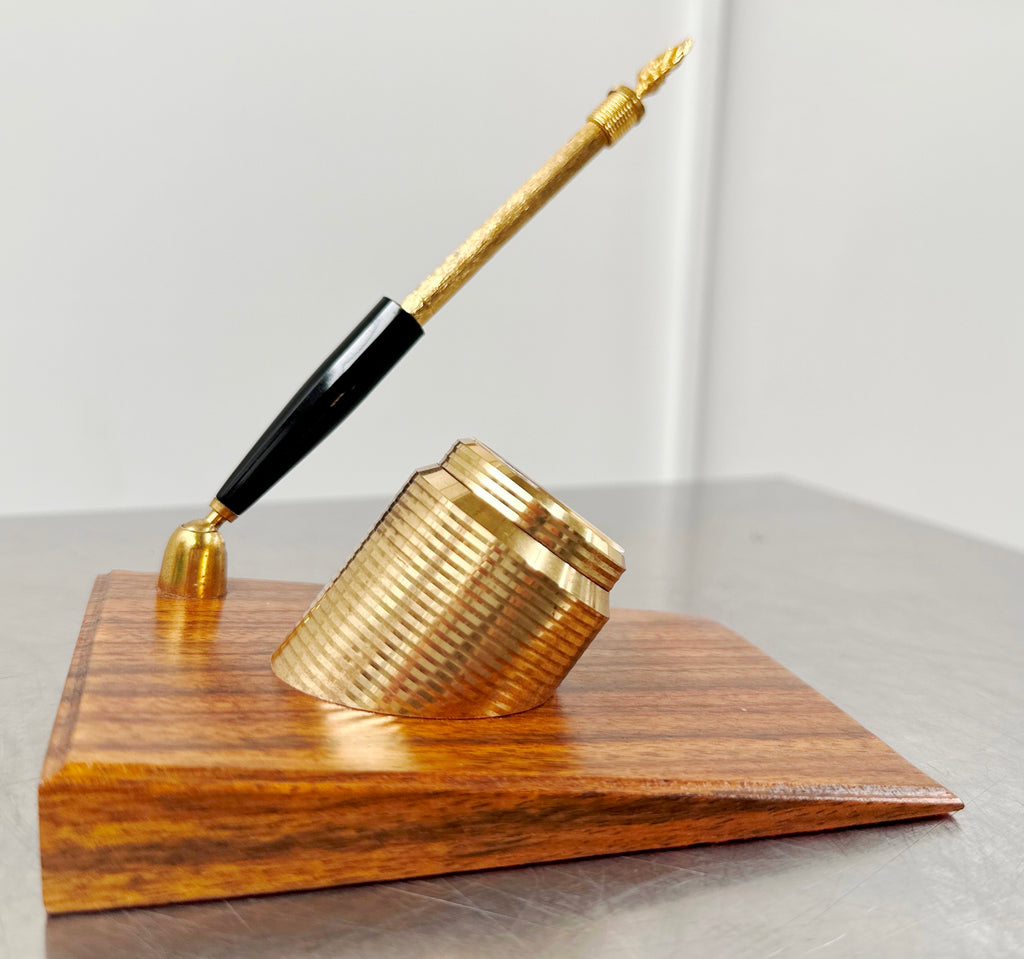 Vintage exclusiv Desk Calendar Clock Watch with Rooster Pen Holder | Adelaide Clocks