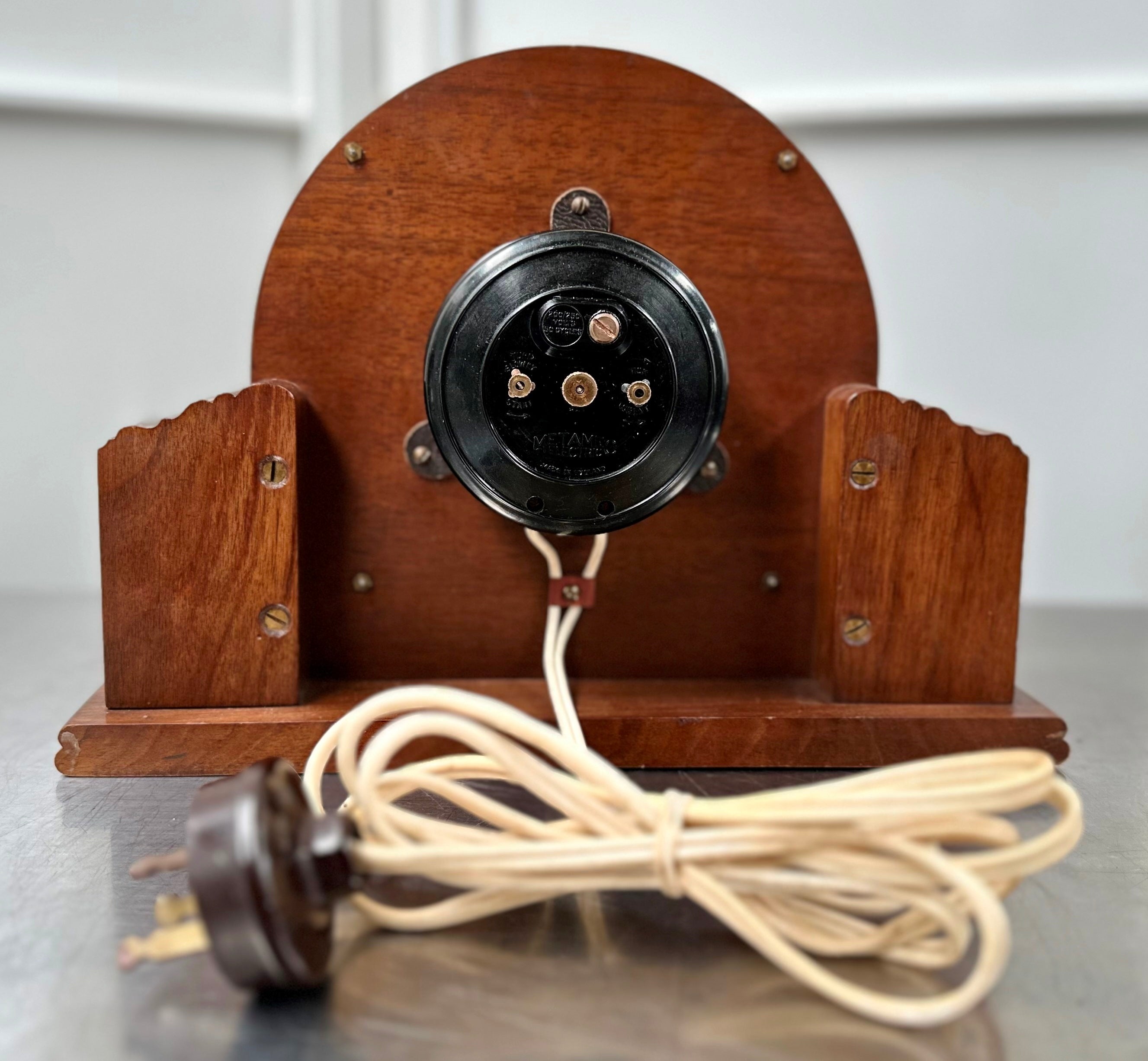 Vintage Art Deco METAMEC Electric Mantel Clock | Adelaide Clocks