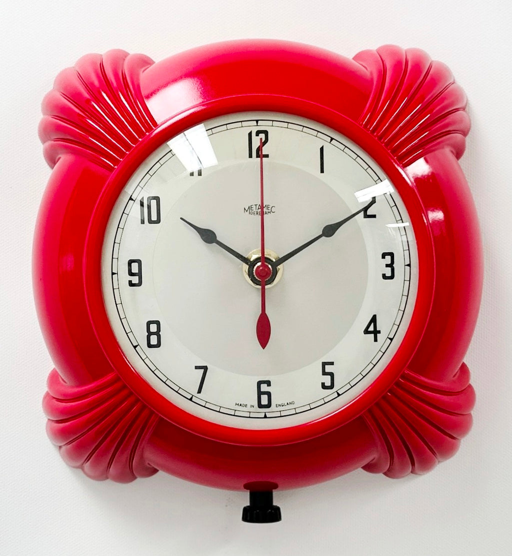 Metamec Red Clamshell Bakelite Sweeping Kitchen Wall Clock | Adelaide Clocks