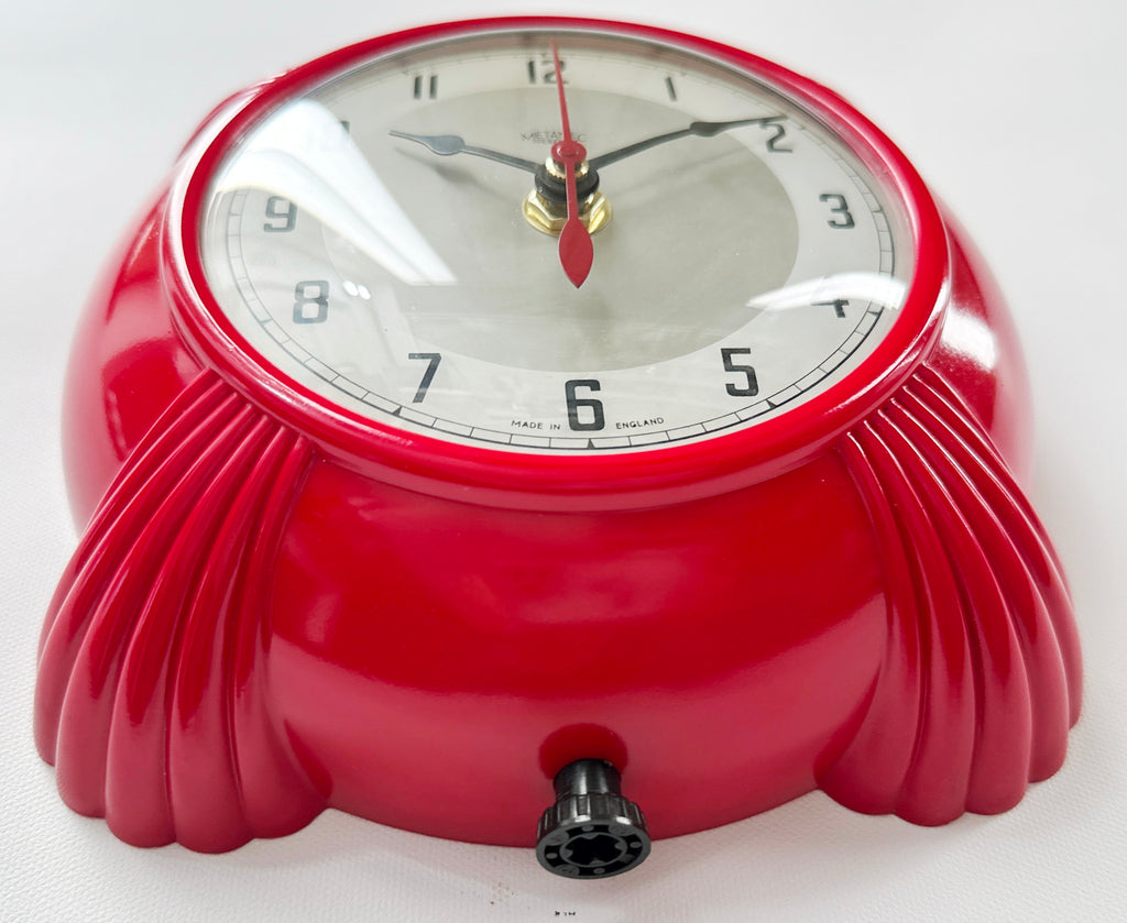Metamec Red Clamshell Bakelite Sweeping Kitchen Wall Clock | Adelaide Clocks