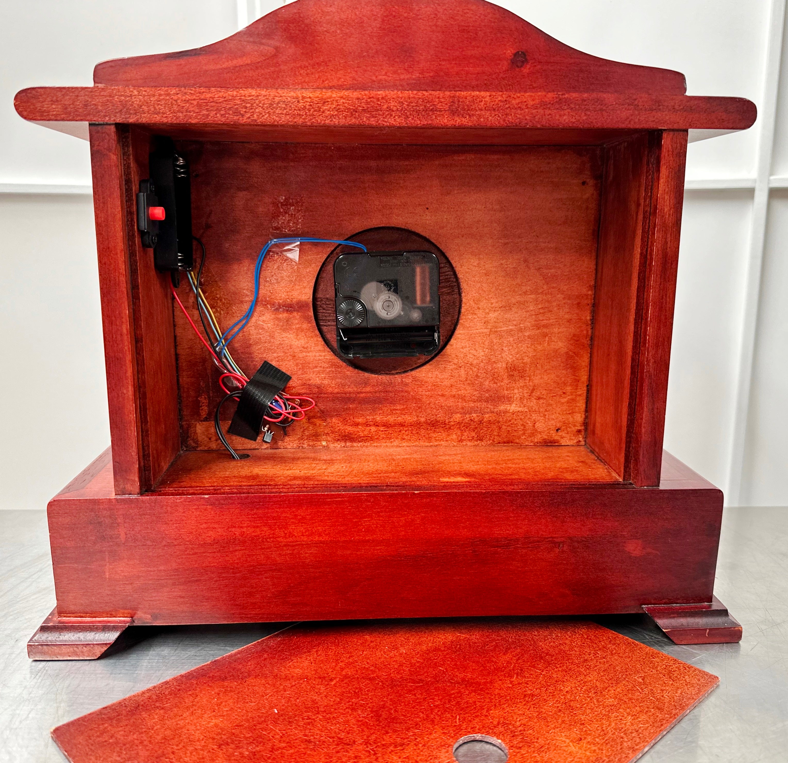 Vintage Australian Westminster Chime Battery Mantel Clock | Adelaide Clocks