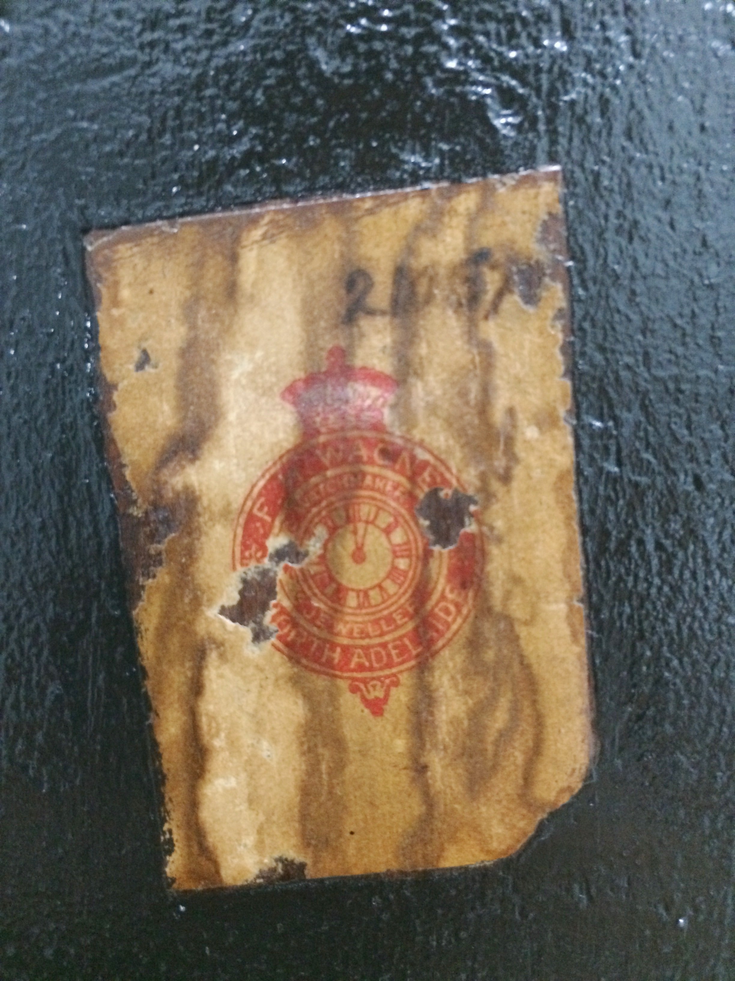 Antique Vintage Clocks & Décor | eXibit collection