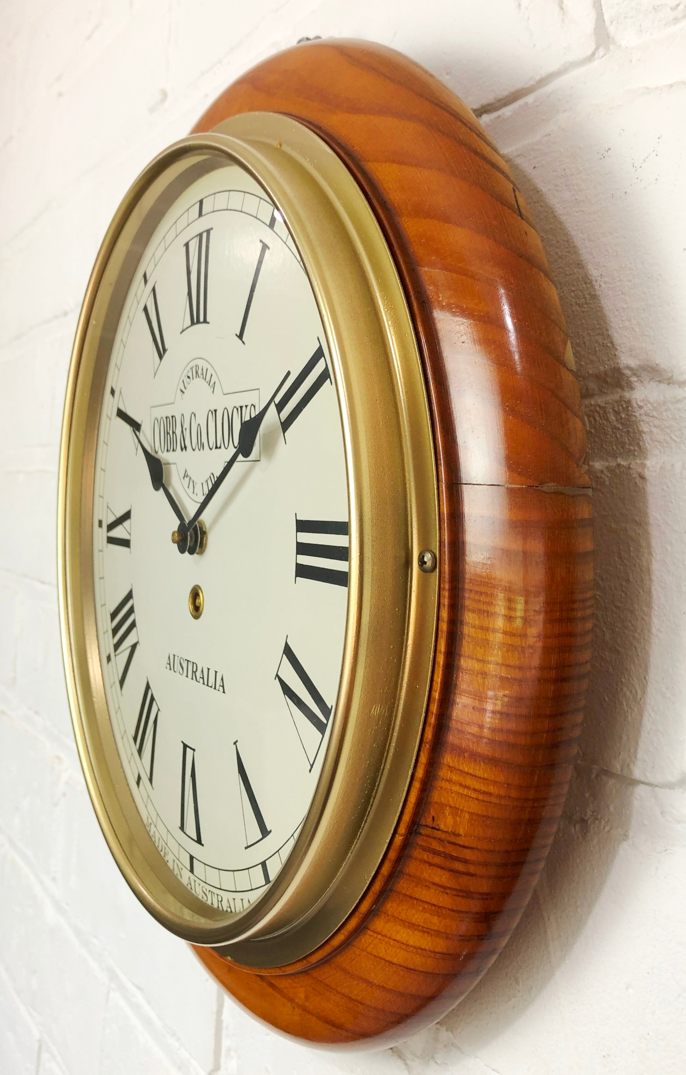 Vintage Style COBB & Co Station Battery Wall Clock | eXibit collection