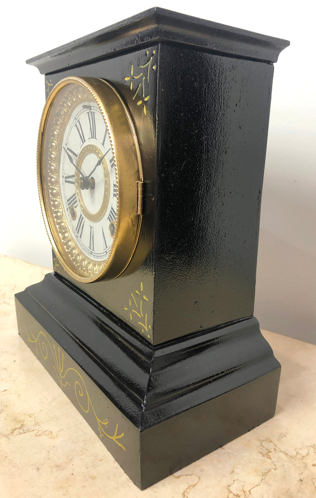 Antique ANSONIA U.S.A Cast Iron Mantel Clock | eXibit collection