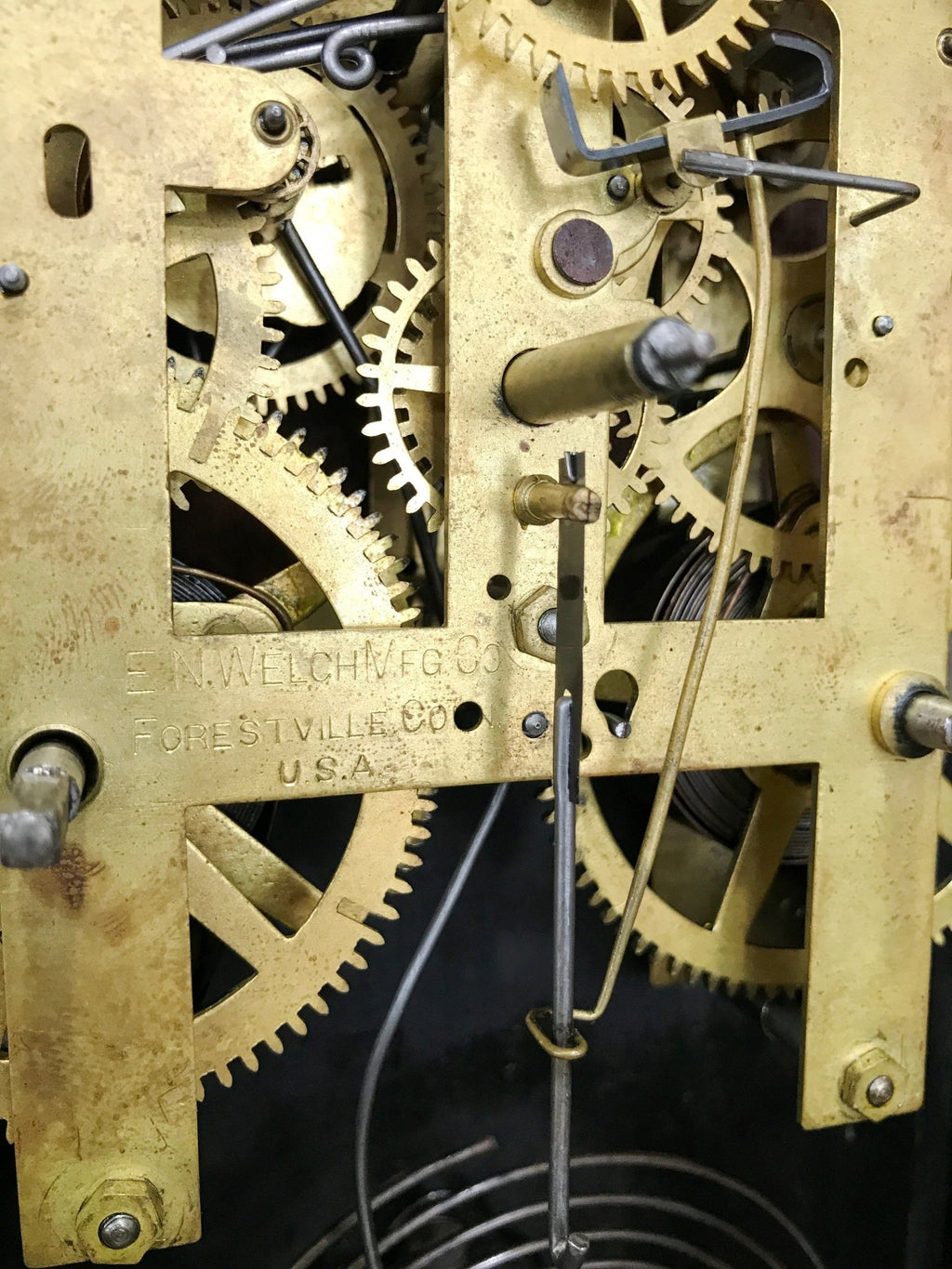 Antique Welch Mantel Clock | eXibit collection